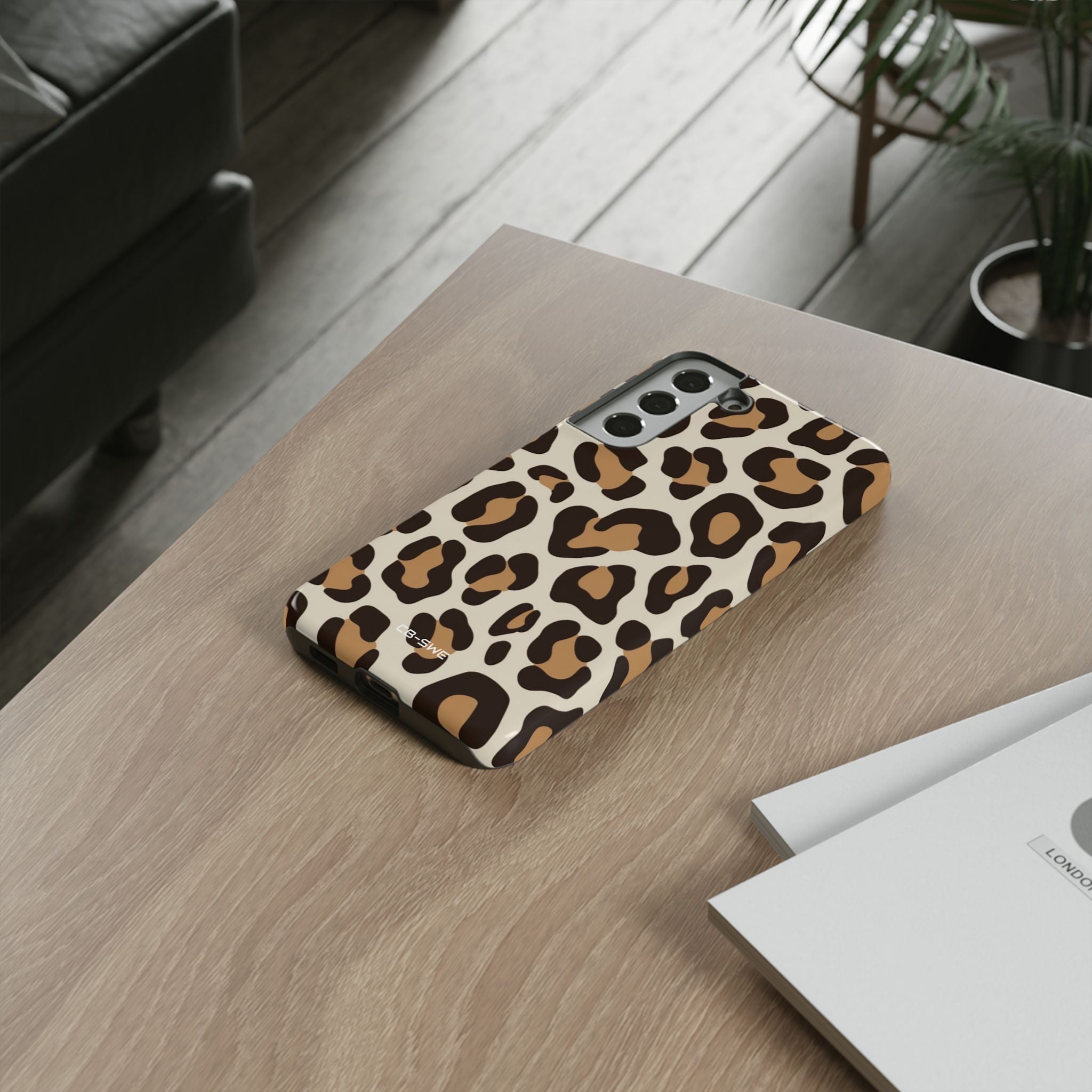 Leopard Print Elegance - Samsung Case
