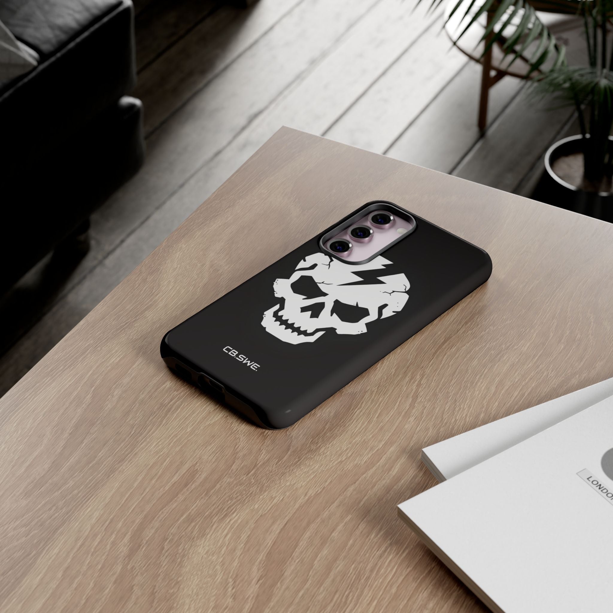 Minimalist White Skull Lightning Bolt Icon Samsung S23 - Tough