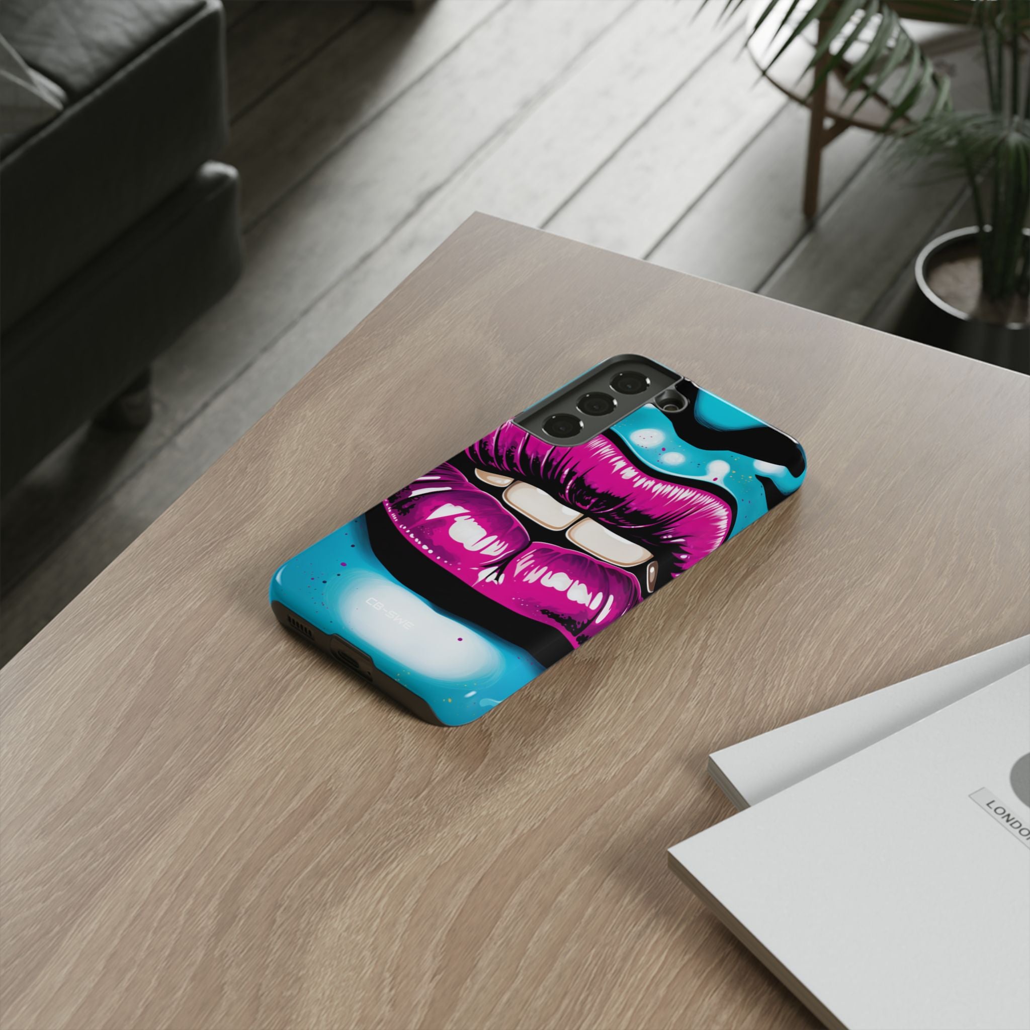 Vivid Lips Contrast - Samsung Case