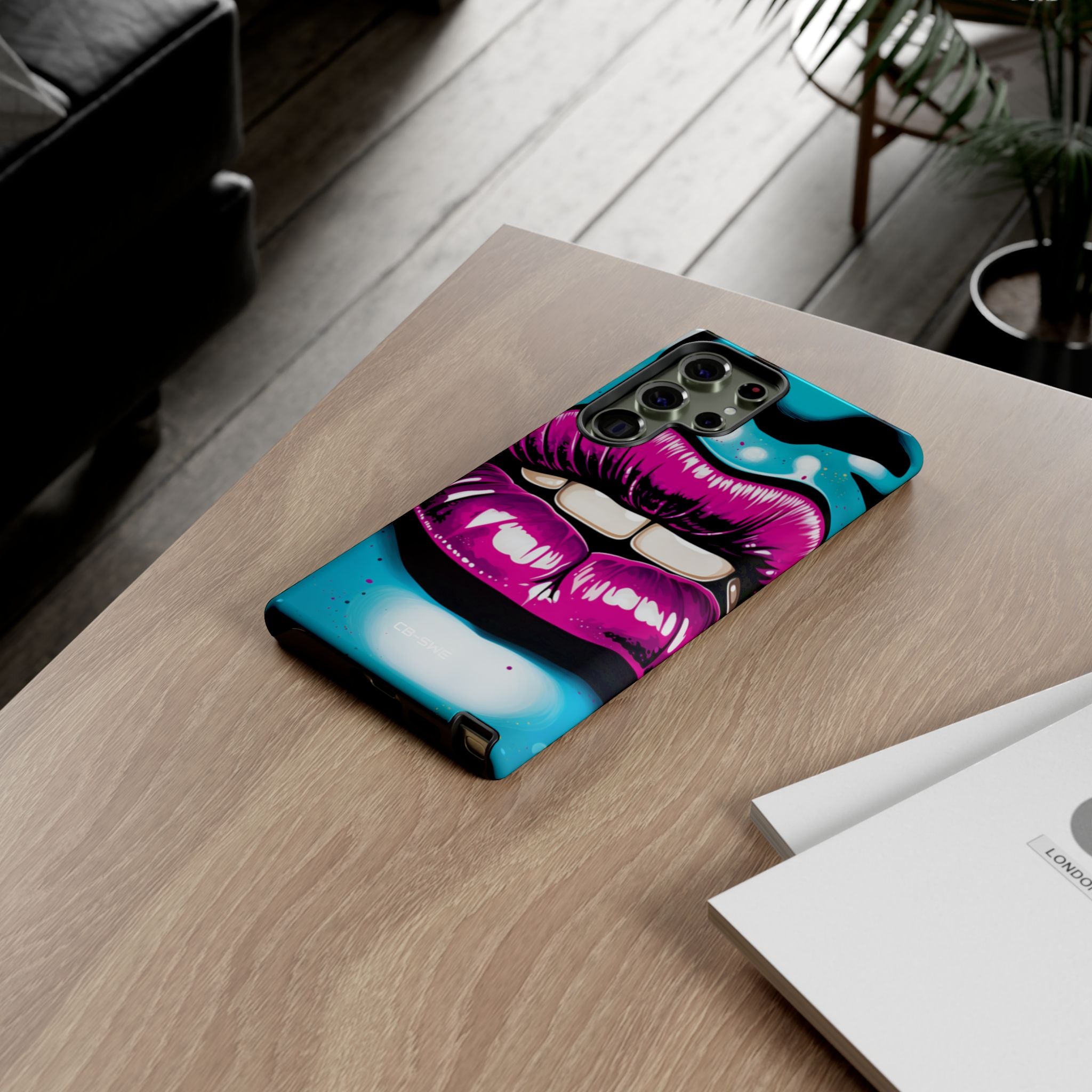 Vivid Lips Contrast - Samsung Case
