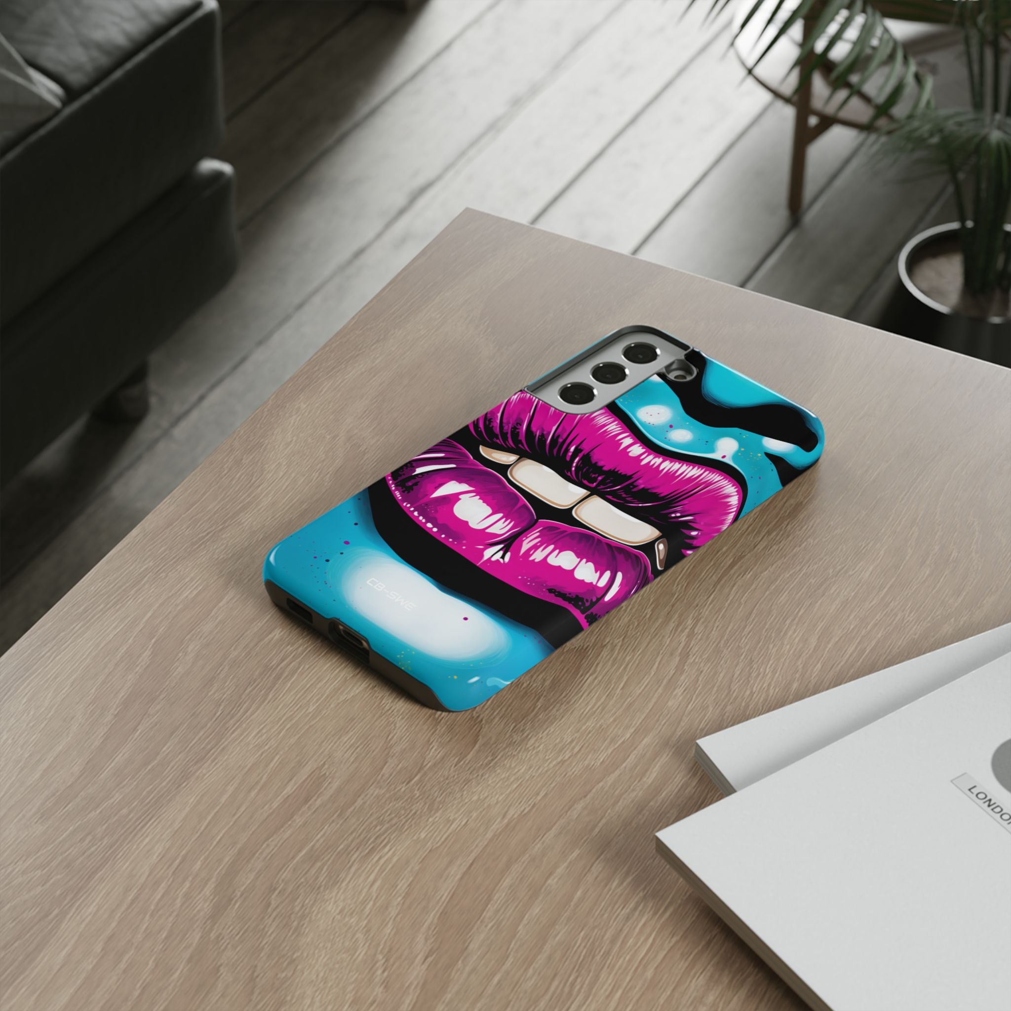 Vivid Lips Contrast - Samsung Case