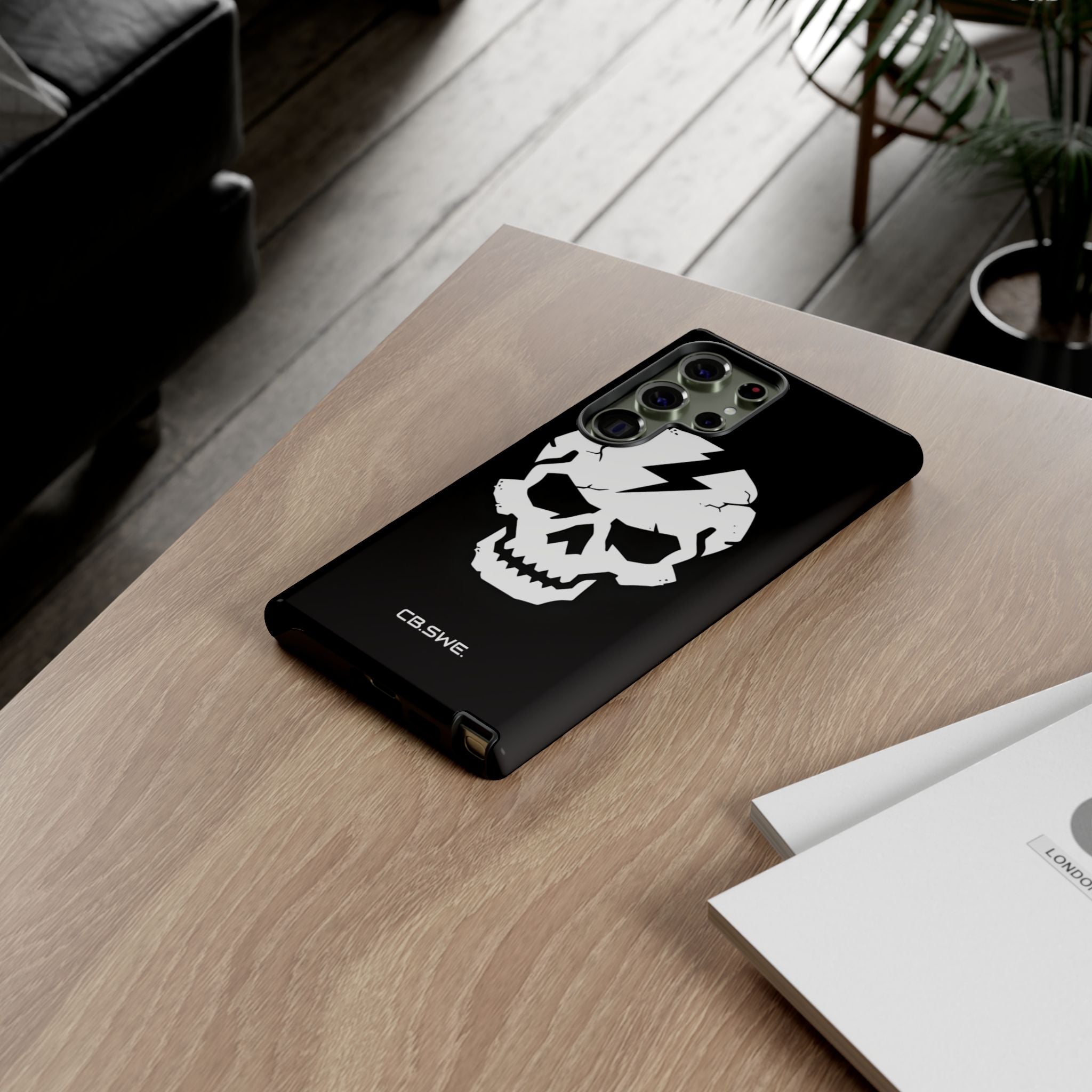Minimalist White Skull Lightning Bolt Icon Samsung S23 - Tough