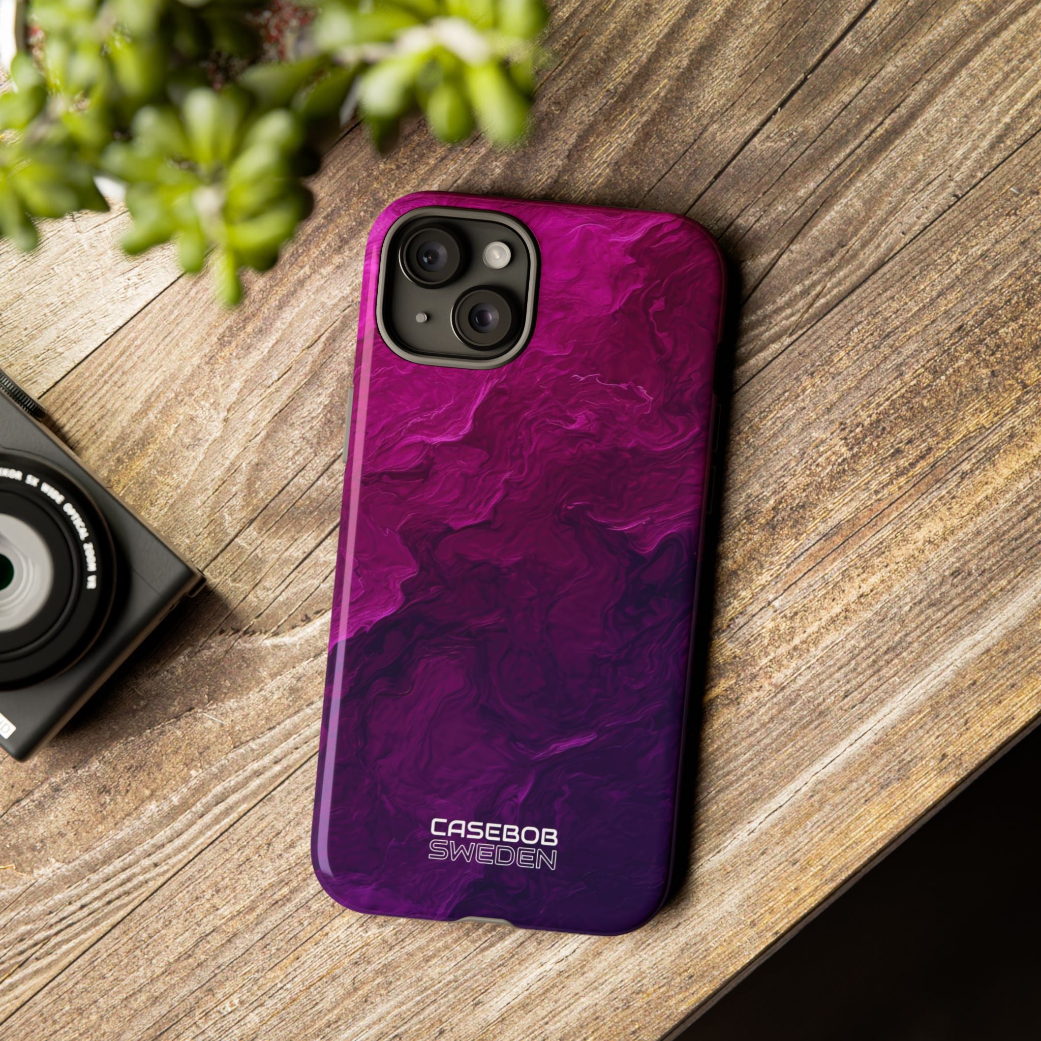 Velvet Dream Currents iPhone 15 - Resistente