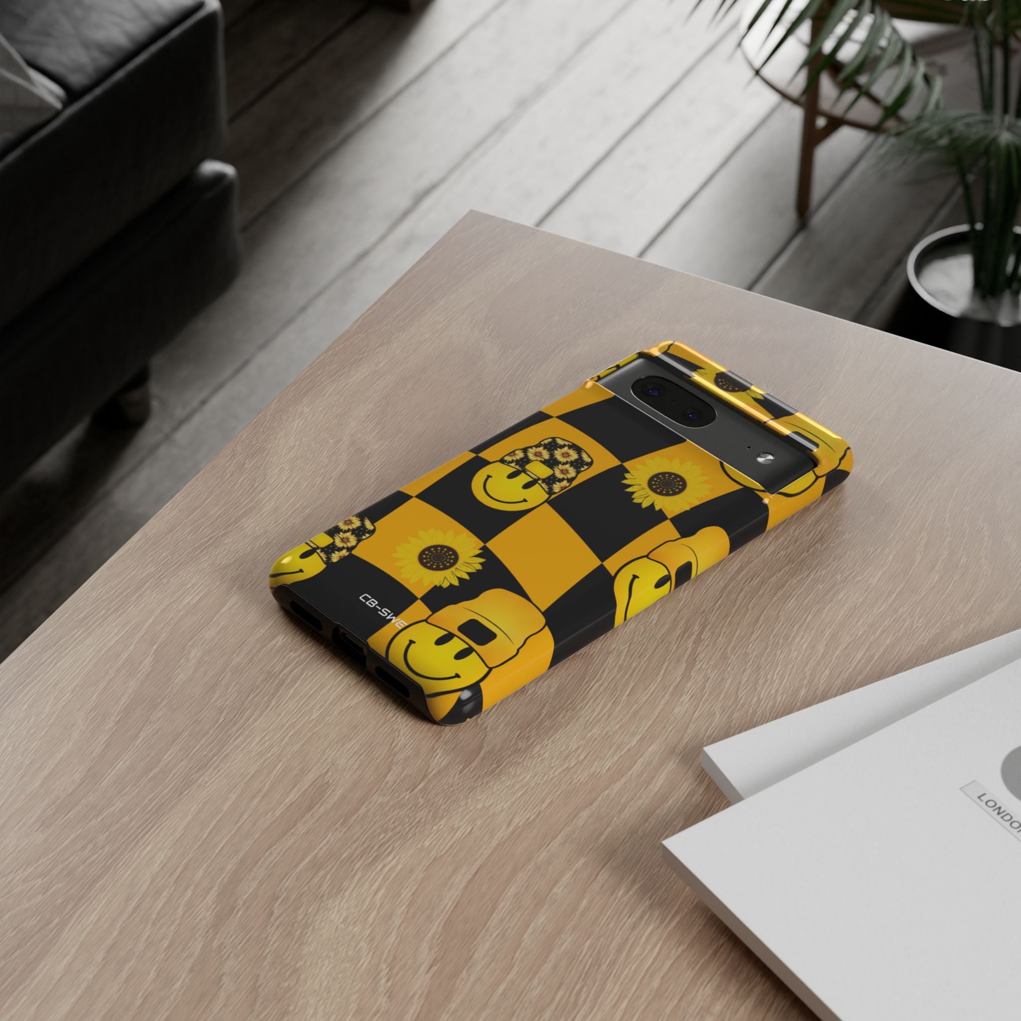 Joyful Checkered Smiles - Google Pixel Case