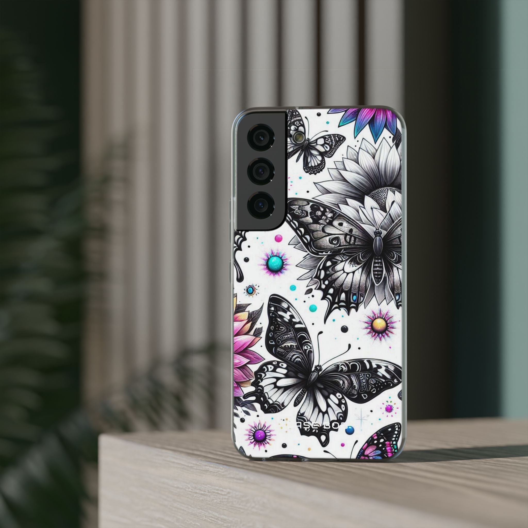 Butterfly Bloom Samsung S22 - Soft