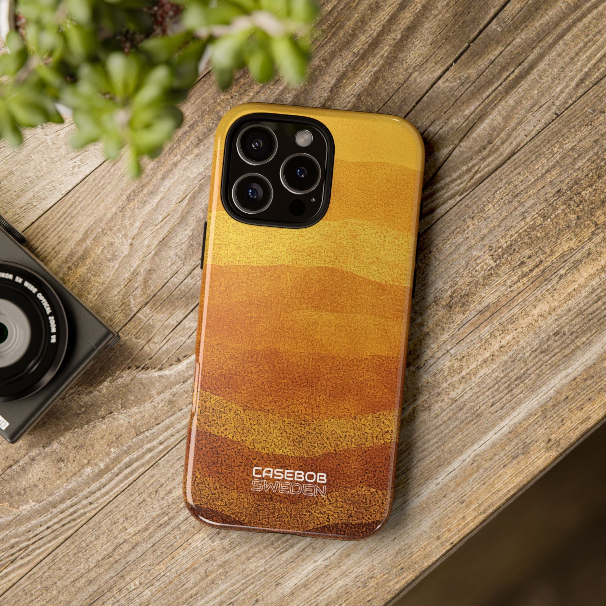 Golden Horizon Layers iPhone 16 - Resistente