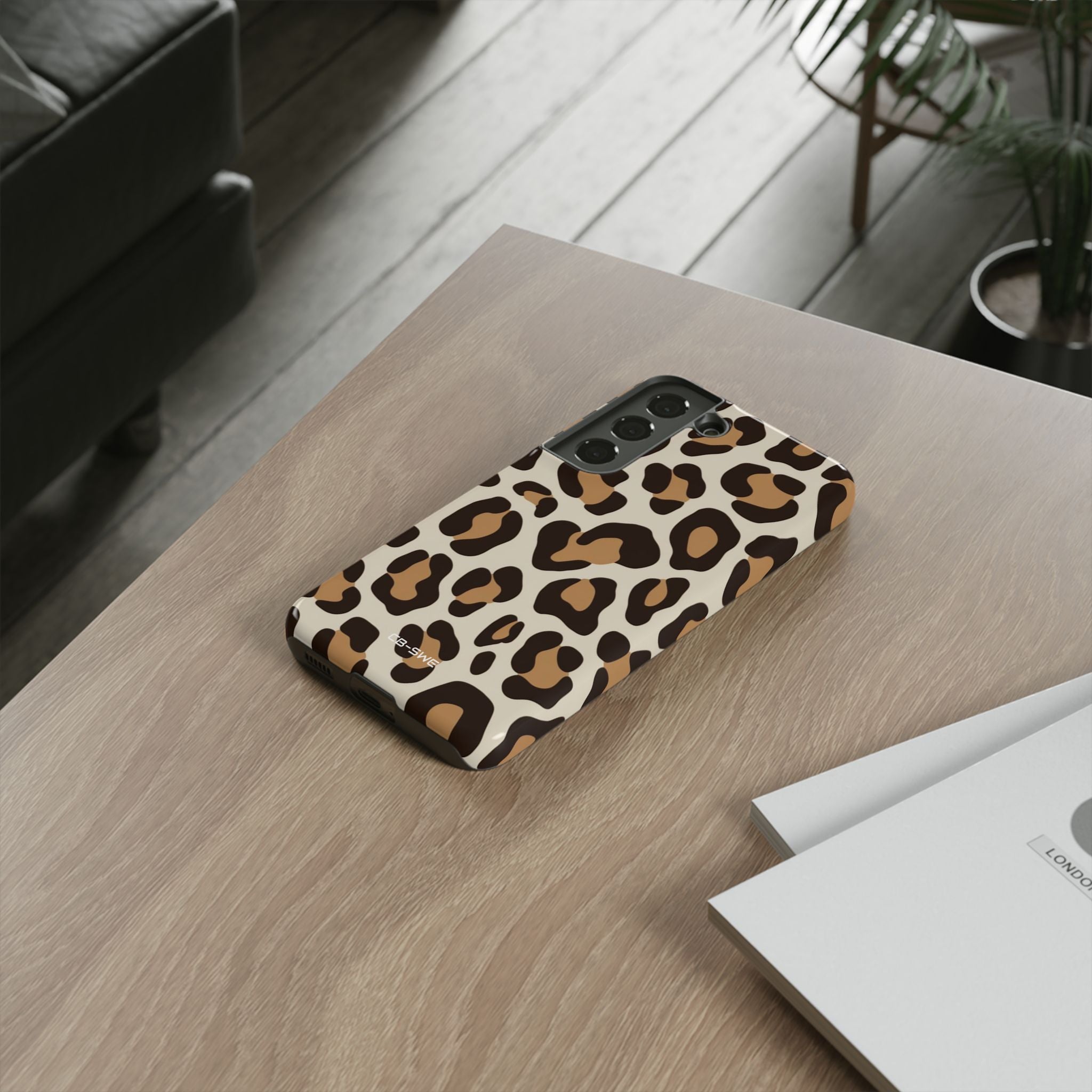 Leopard Print Elegance - Samsung Case