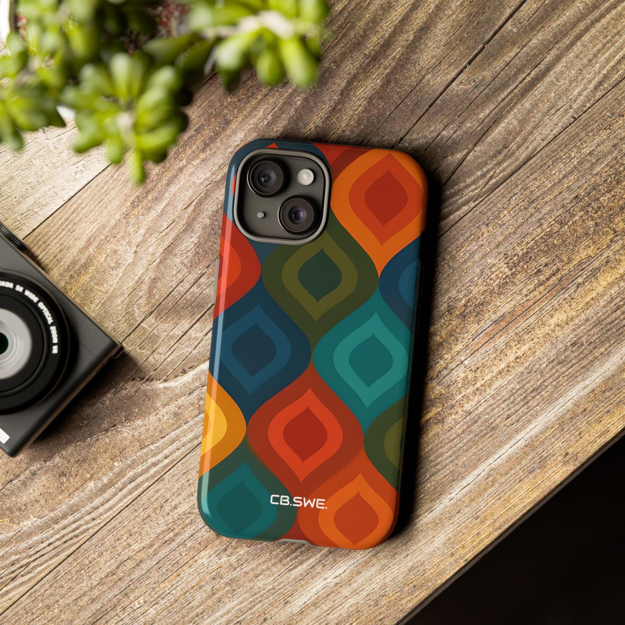 Vibrant Retro Diamond Mid-Century Seamless iPhone 15 - Tough