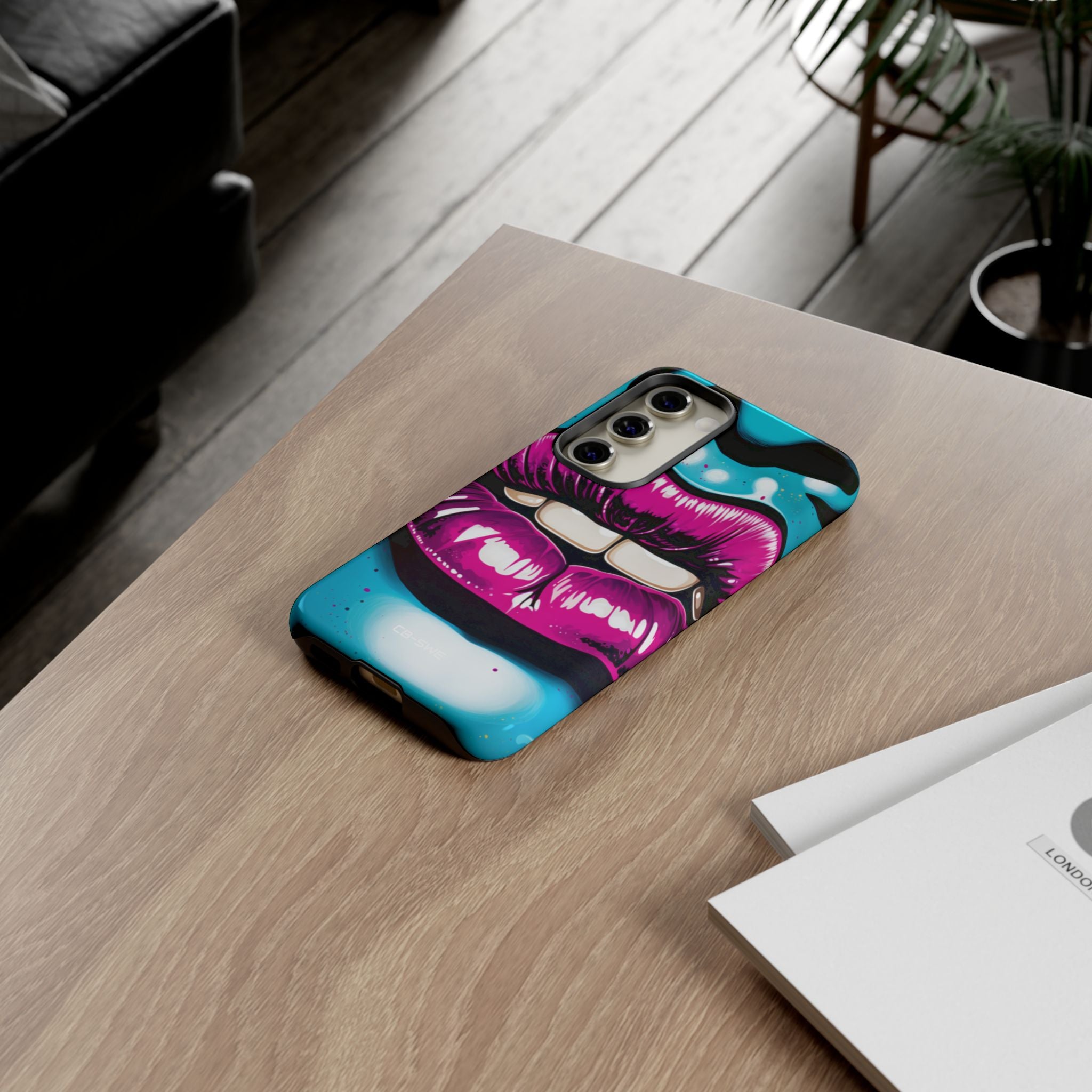 Vivid Lips Contrast - Samsung Case