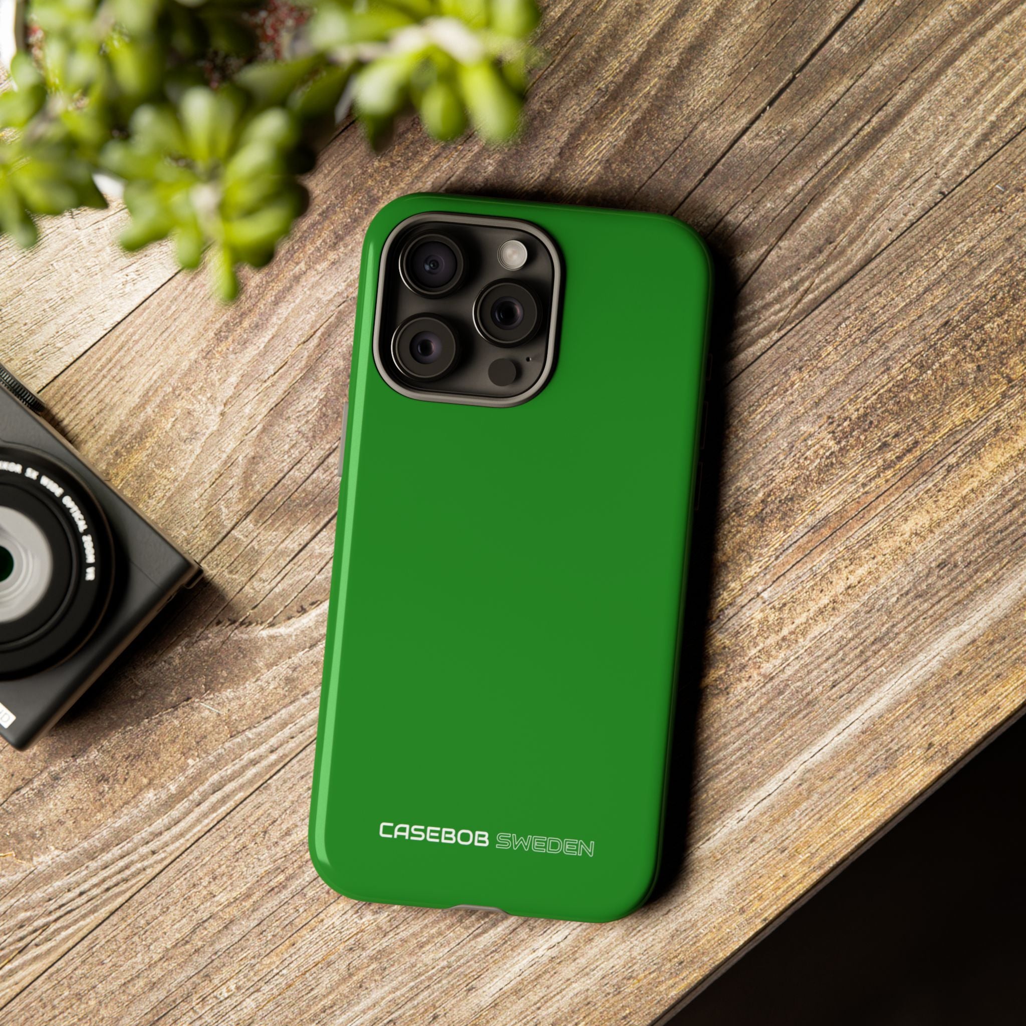 Forest Green iPhone 15 - Tough