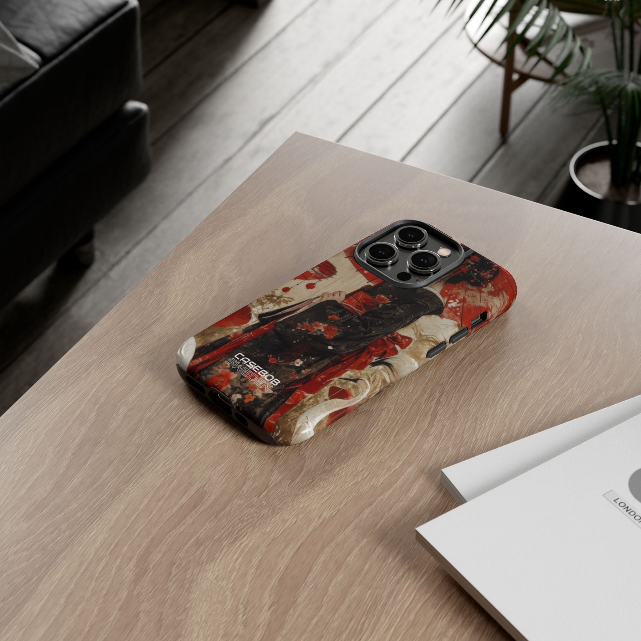 Scarlet Crane Dreams iPhone 14 - Resistente