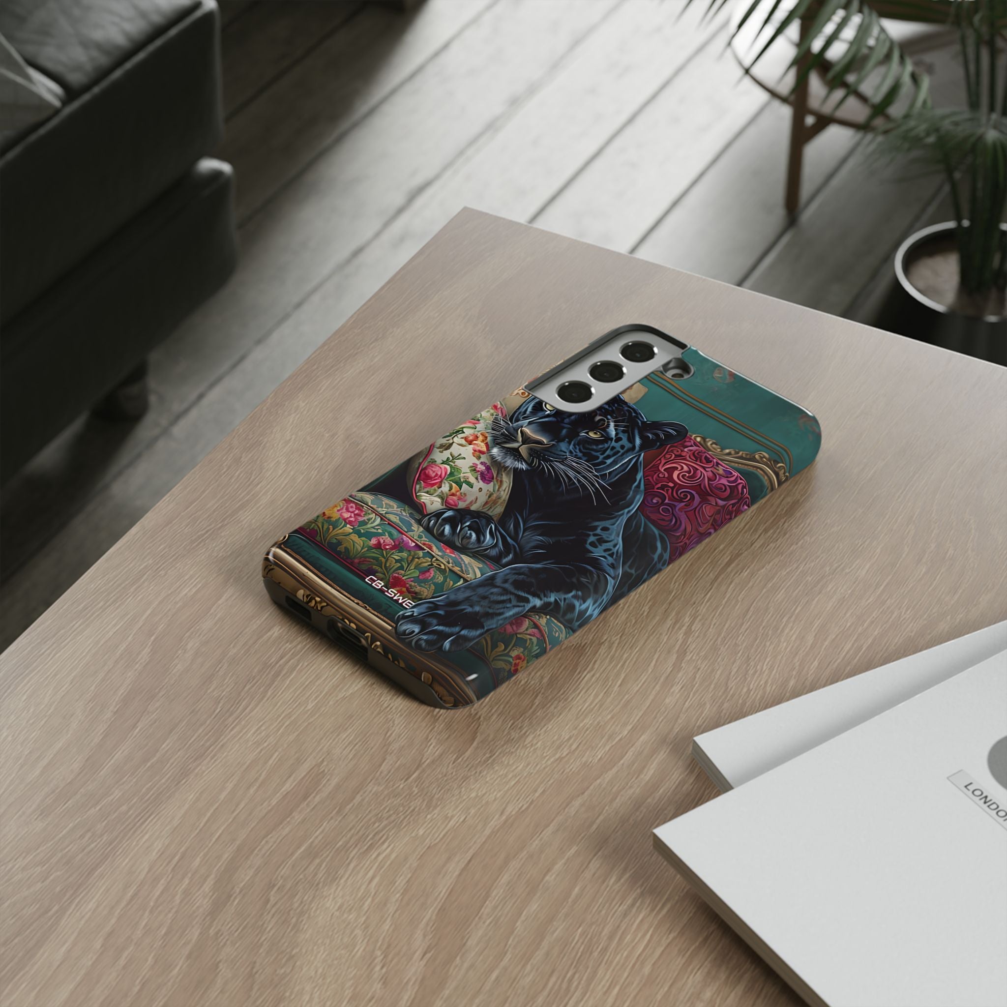Panther on Vintage Chaise - Samsung Case