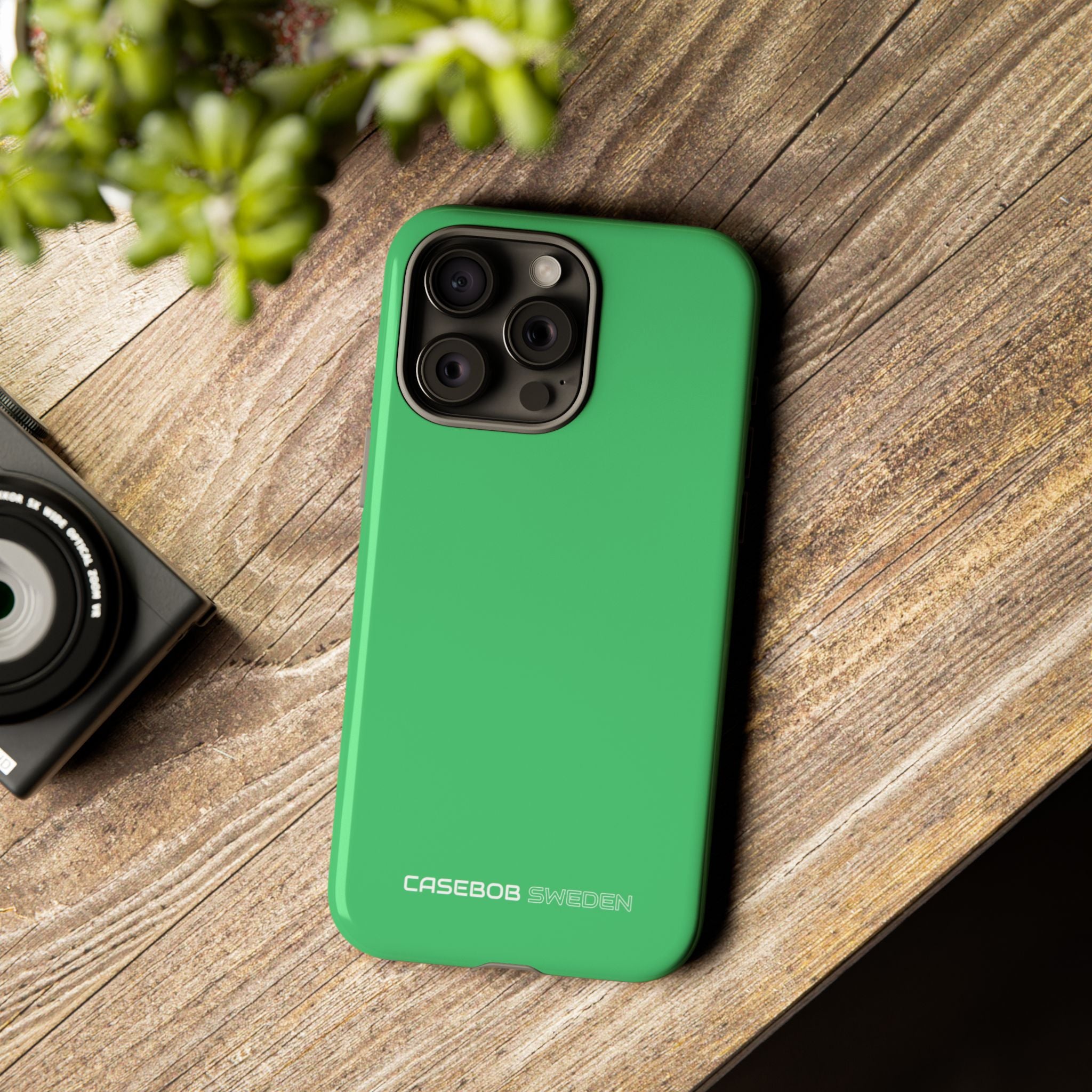 iPhone 15 Verde Esmeralda - Tough