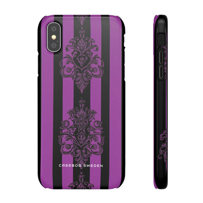 Gotische Eleganz mit vertikalen Streifen und Ornamentmotiven iPhone X - Schlanke Handyhülle