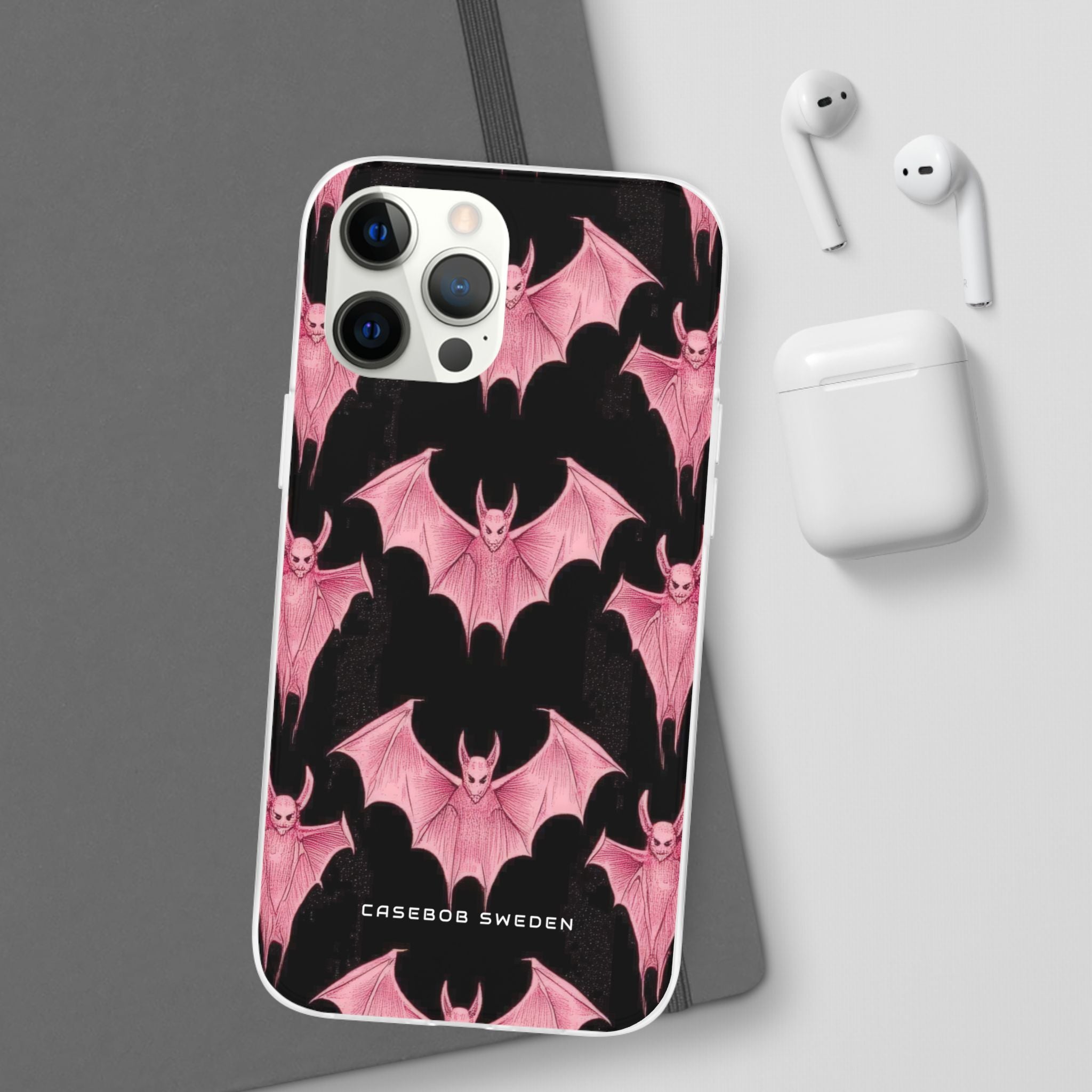 Gothic Pink Bats Aflame iPhone 12 - Flexi-Telefonhülle