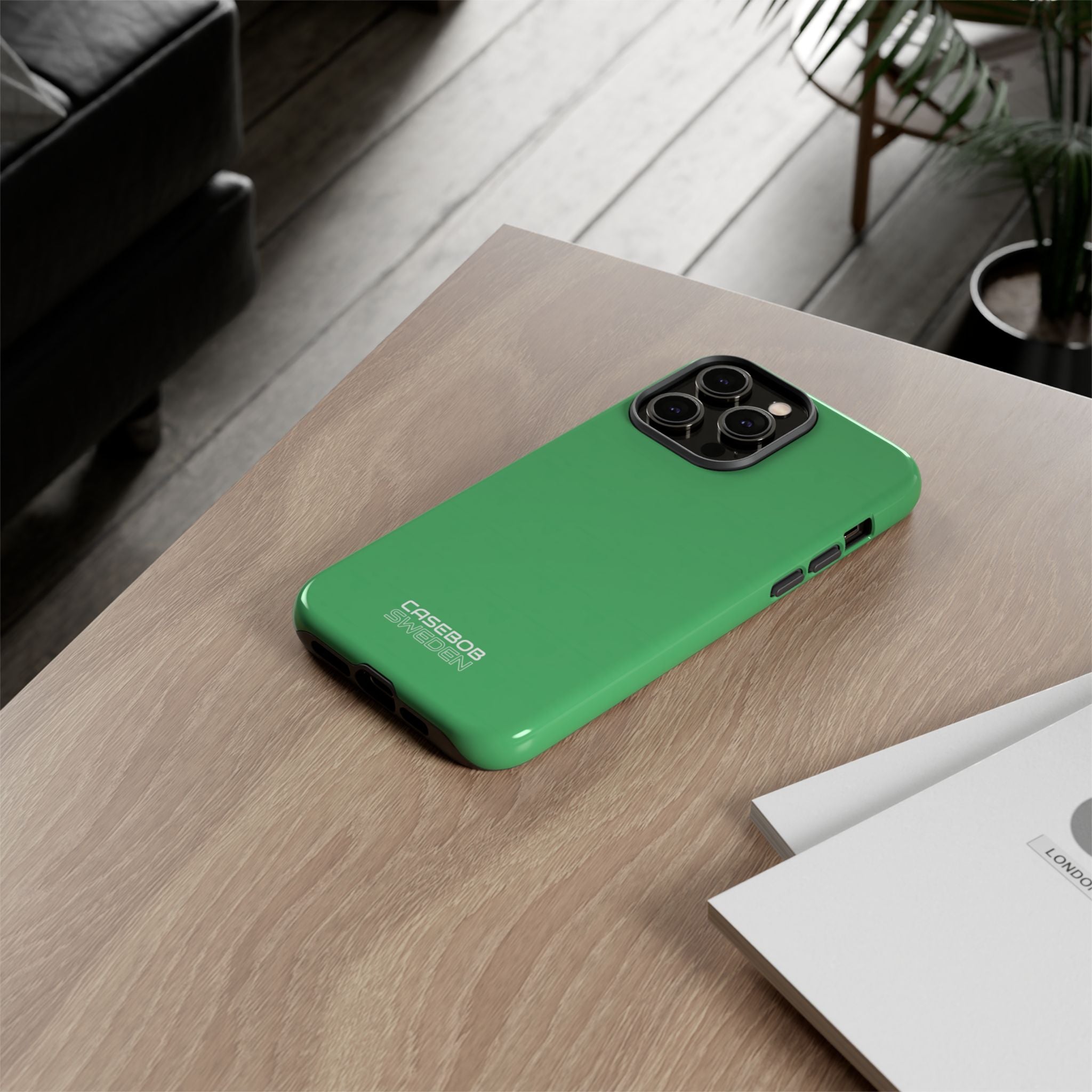 Emerald Green iPhone 14 - Tough