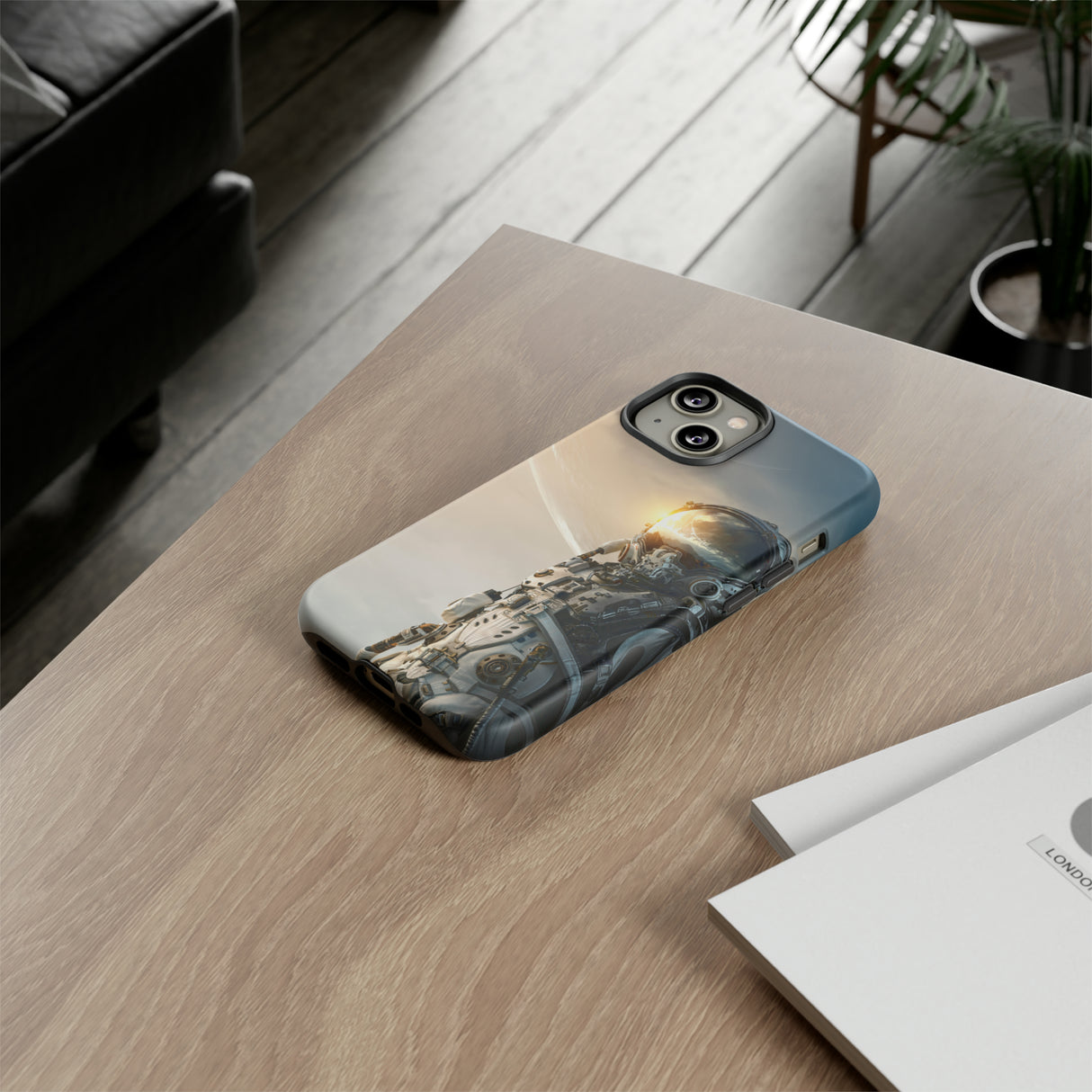 Astronaut on unexplored planet - Protective Phone Case