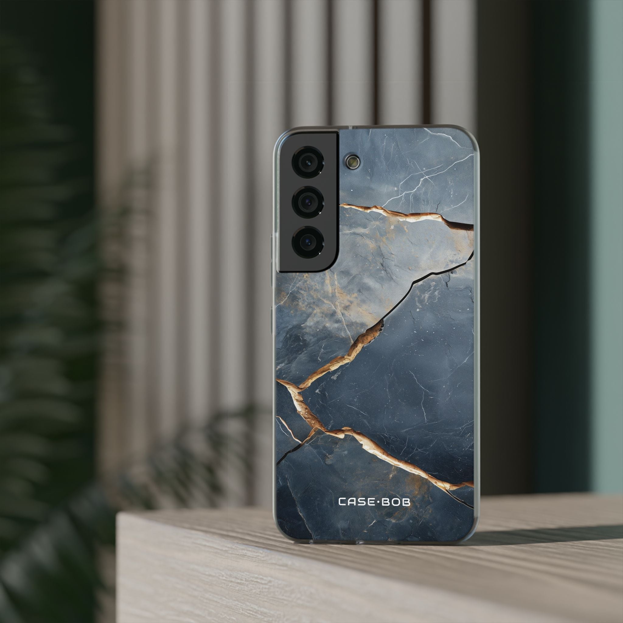 Jagged Vein Navy Samsung S22 - Soft