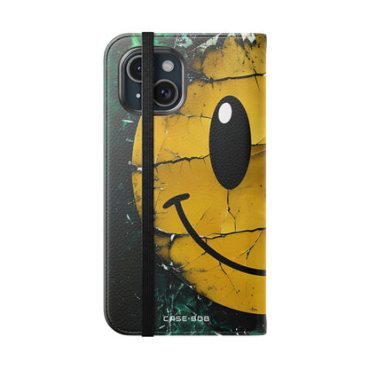 Cracked Smiley - iPhone 15 Case - Wallet