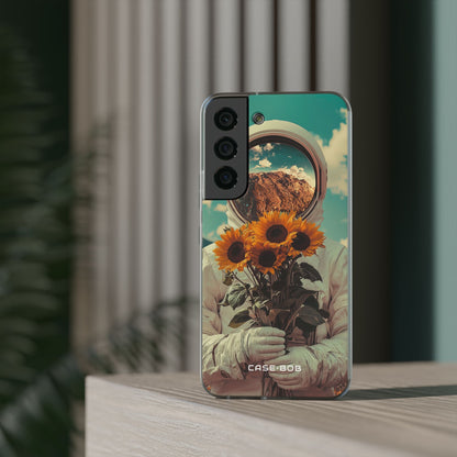 Sunflower Astronaut Samsung S22 - Soft