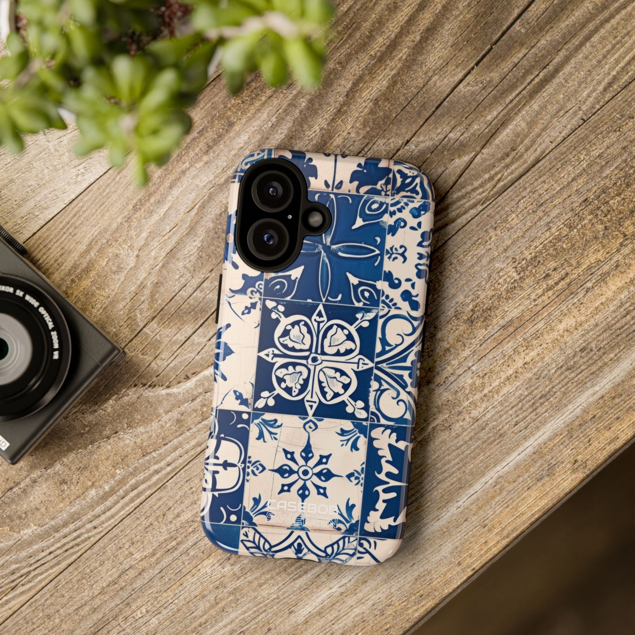 Ornate Blue Tiles iPhone 16 - Tough