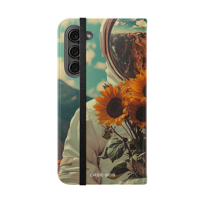 Sunflower Astronaut - Samsung S23+ Case - Wallet