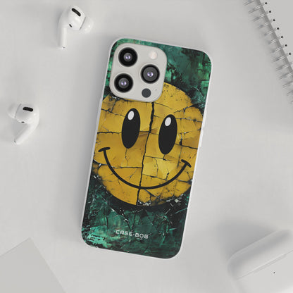 Cracked Smiley iPhone 13 Pro - Soft