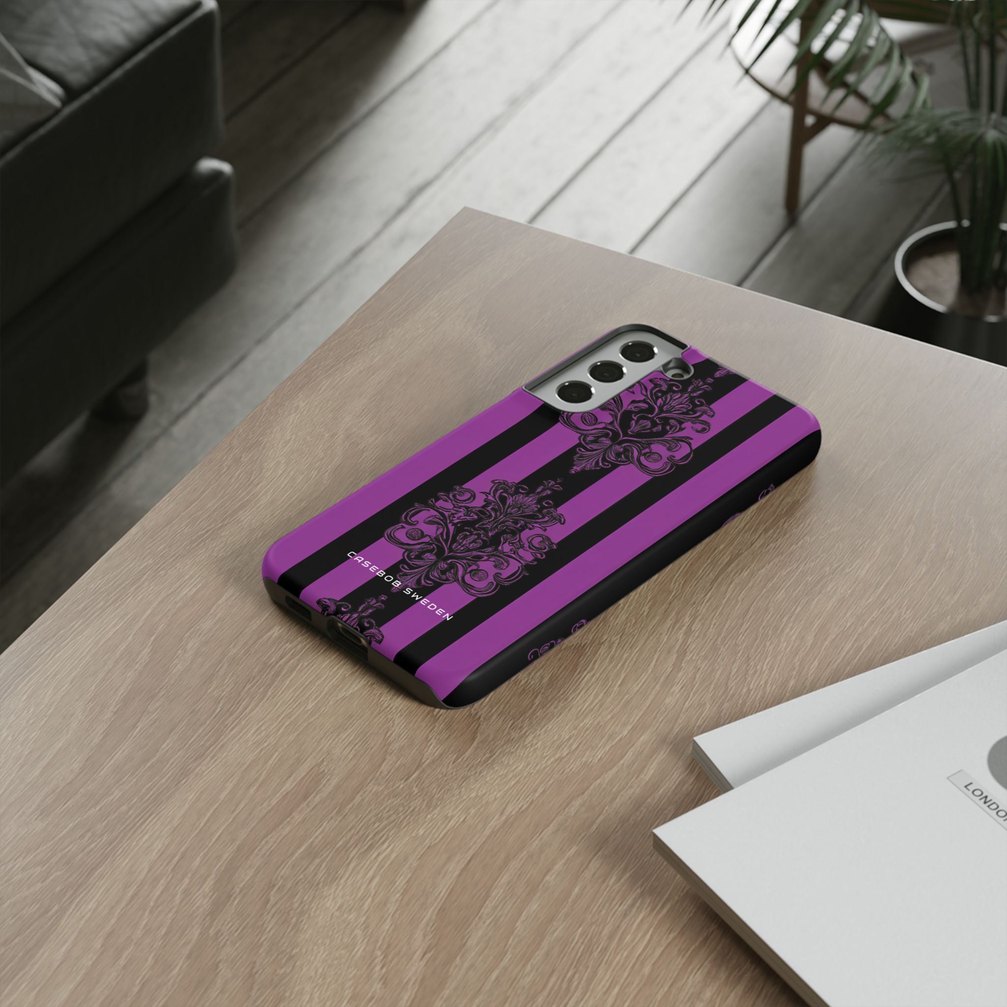 Gothic Elegance with Vertical Stripes and Ornamental Motifs  Samsung S22 - Tough Phone Case