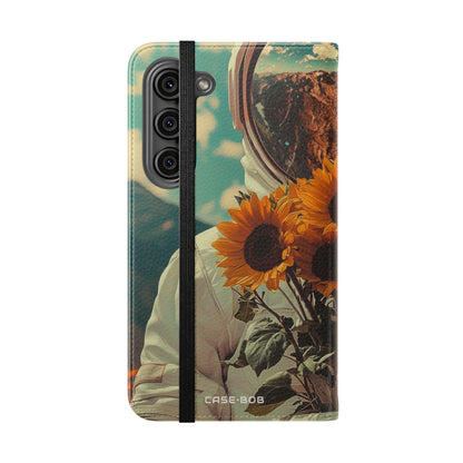 Sunflower Astronaut - Samsung S23 Case - Wallet