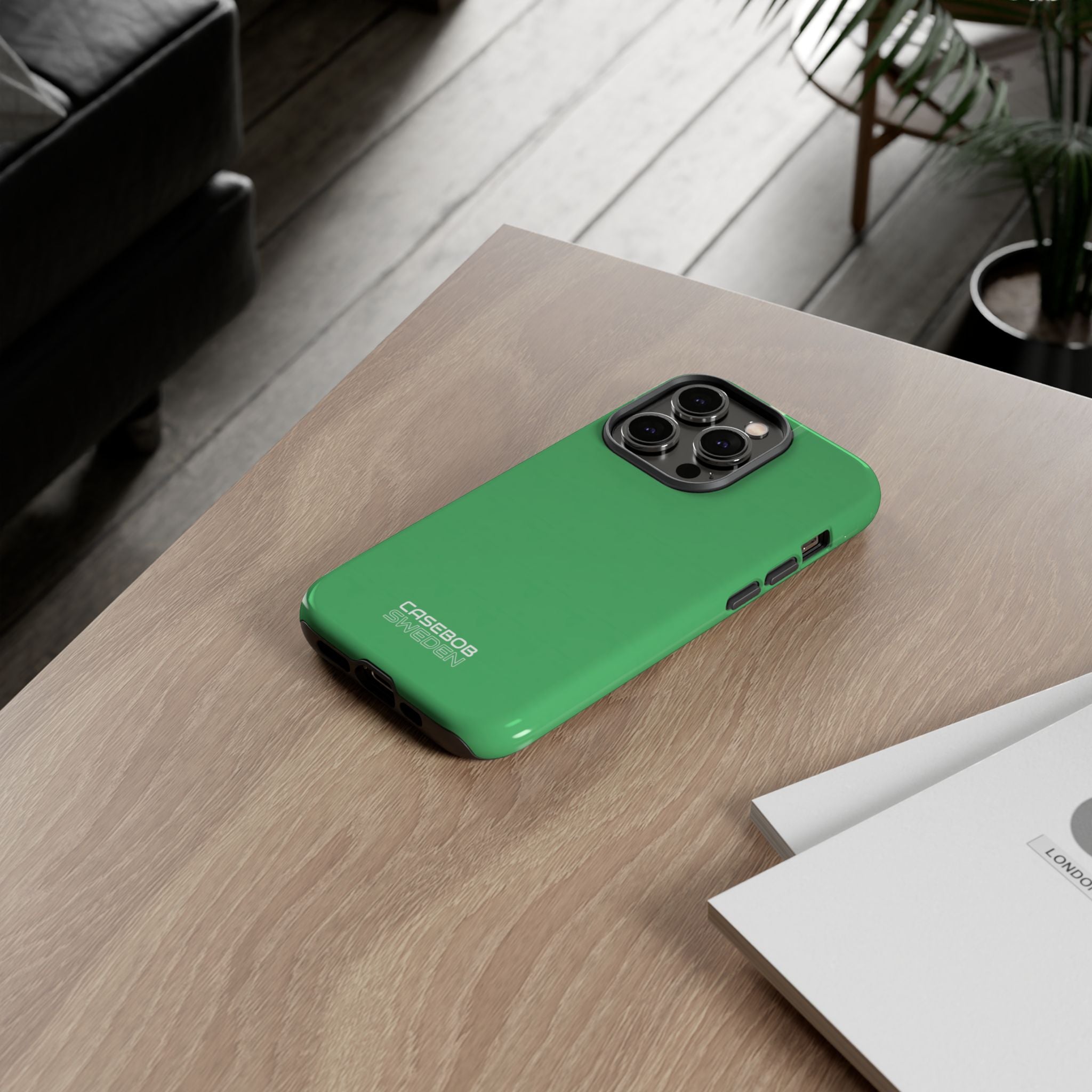 Emerald Green iPhone 14 - Tough