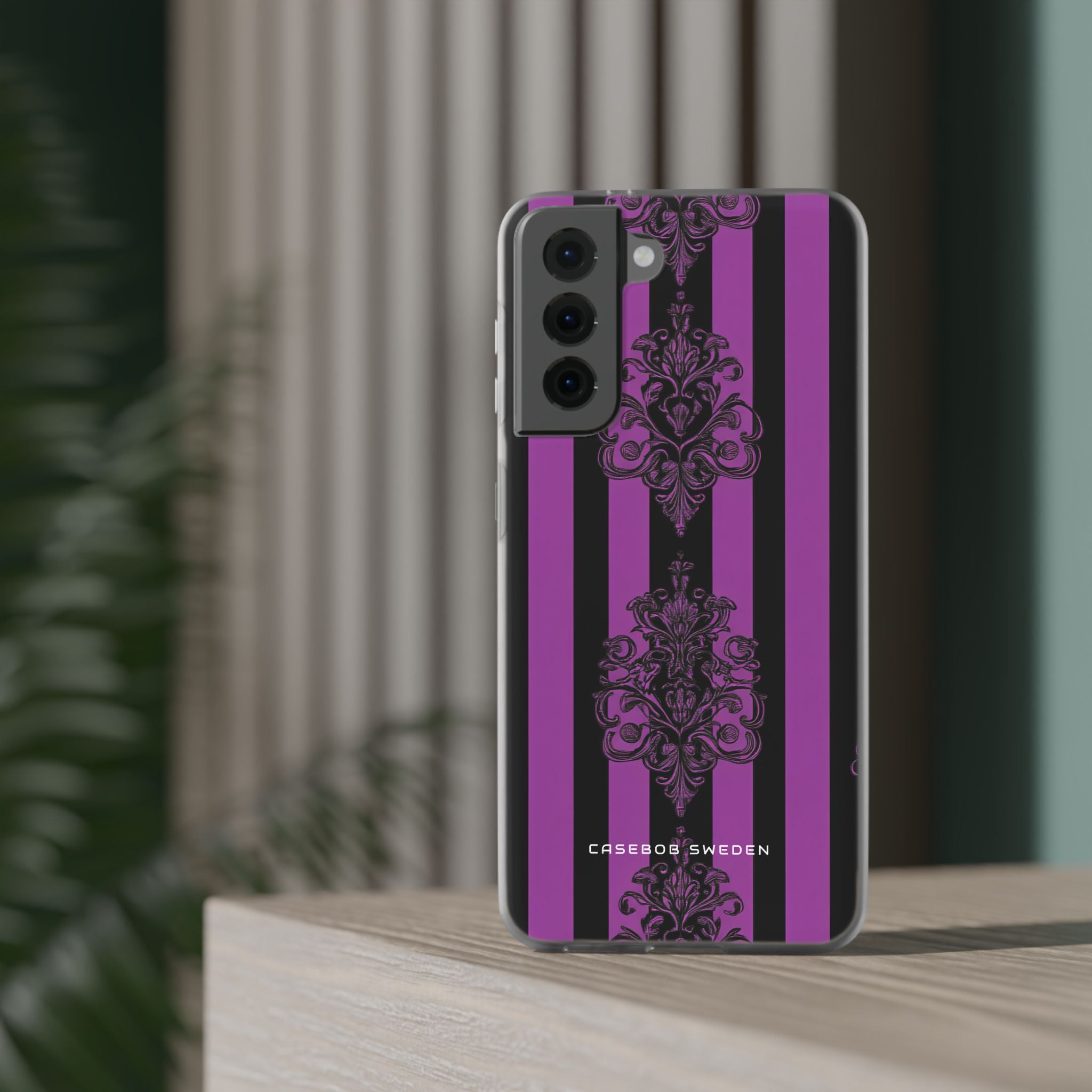 Gothic Elegance with Vertical Stripes and Ornamental Motifs Samsung S21 - Flexi Phone Case