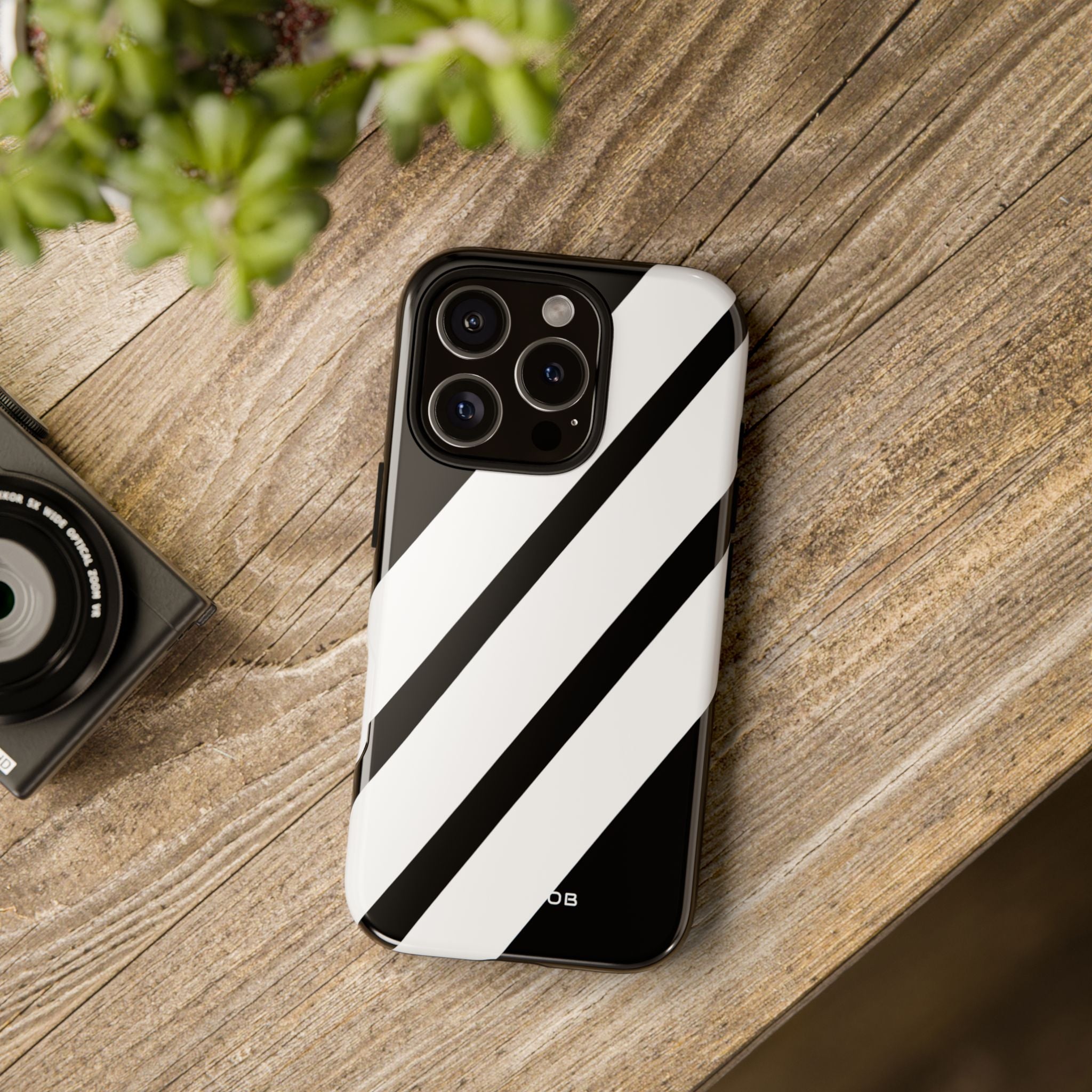 Diagonal Stripes Contrast iPhone 16 Pro Case - Tough