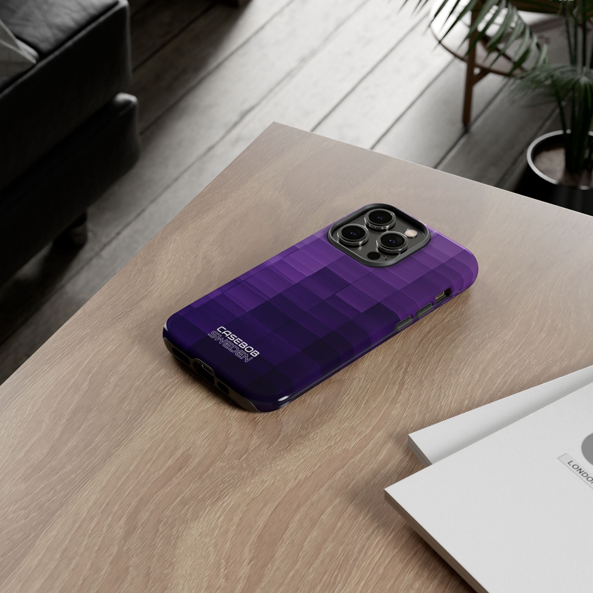 Purple Horizon Grid iPhone 14 - Resistente