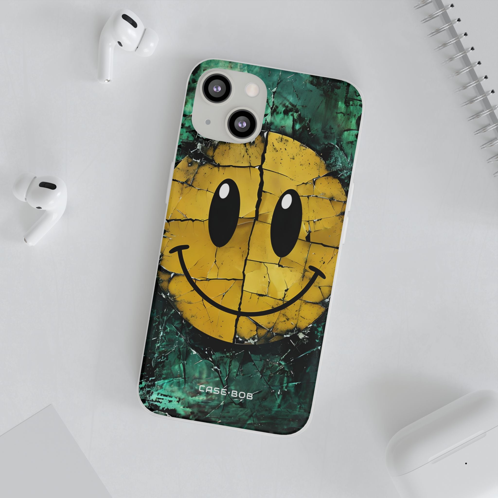 Cracked Smiley iPhone 13 - Soft