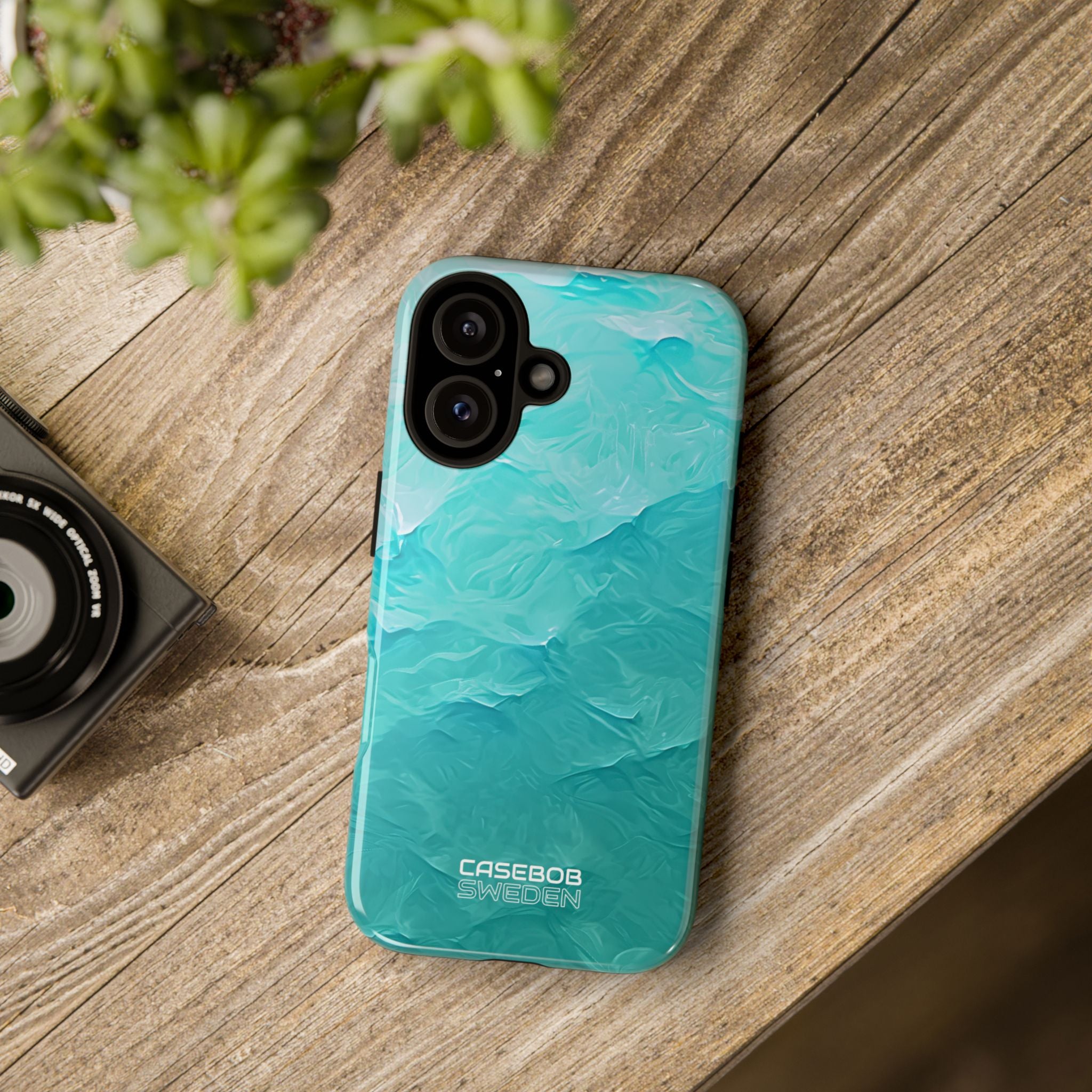 Soothing Aqua Currents iPhone 16 - Tough