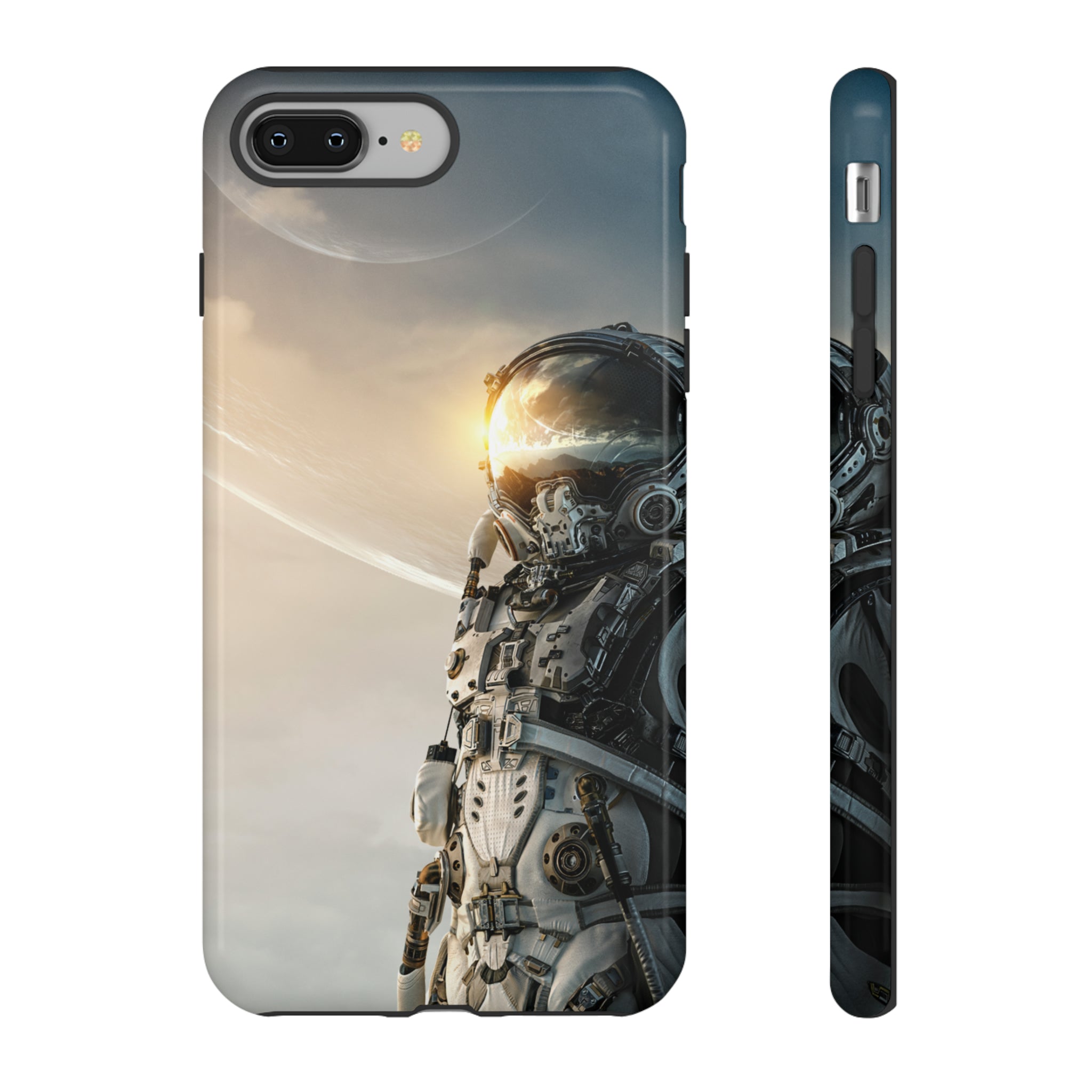 Astronaut on unexplored planet - Protective Phone Case