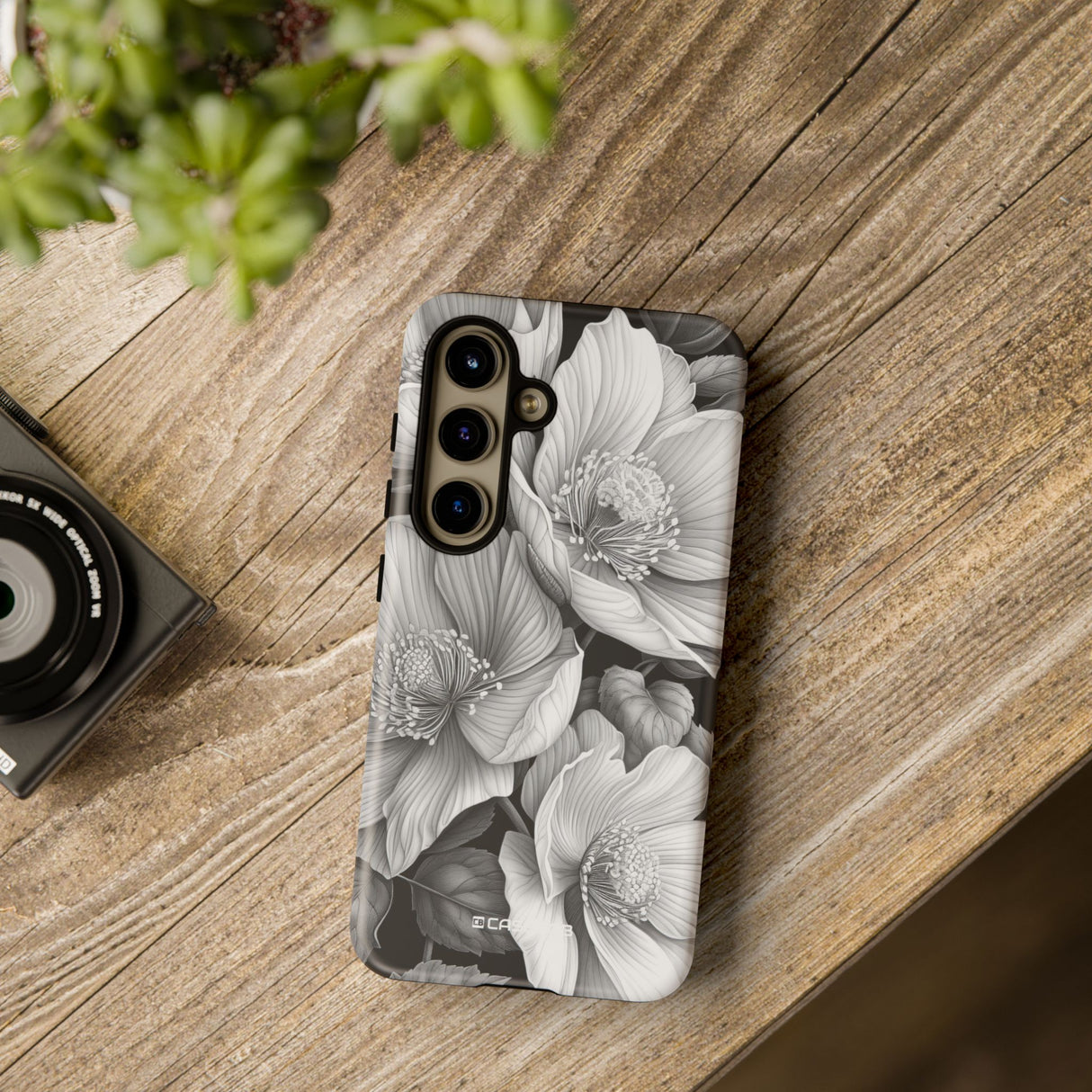 Elegant Monochrome Floral Art - For Samsung S24