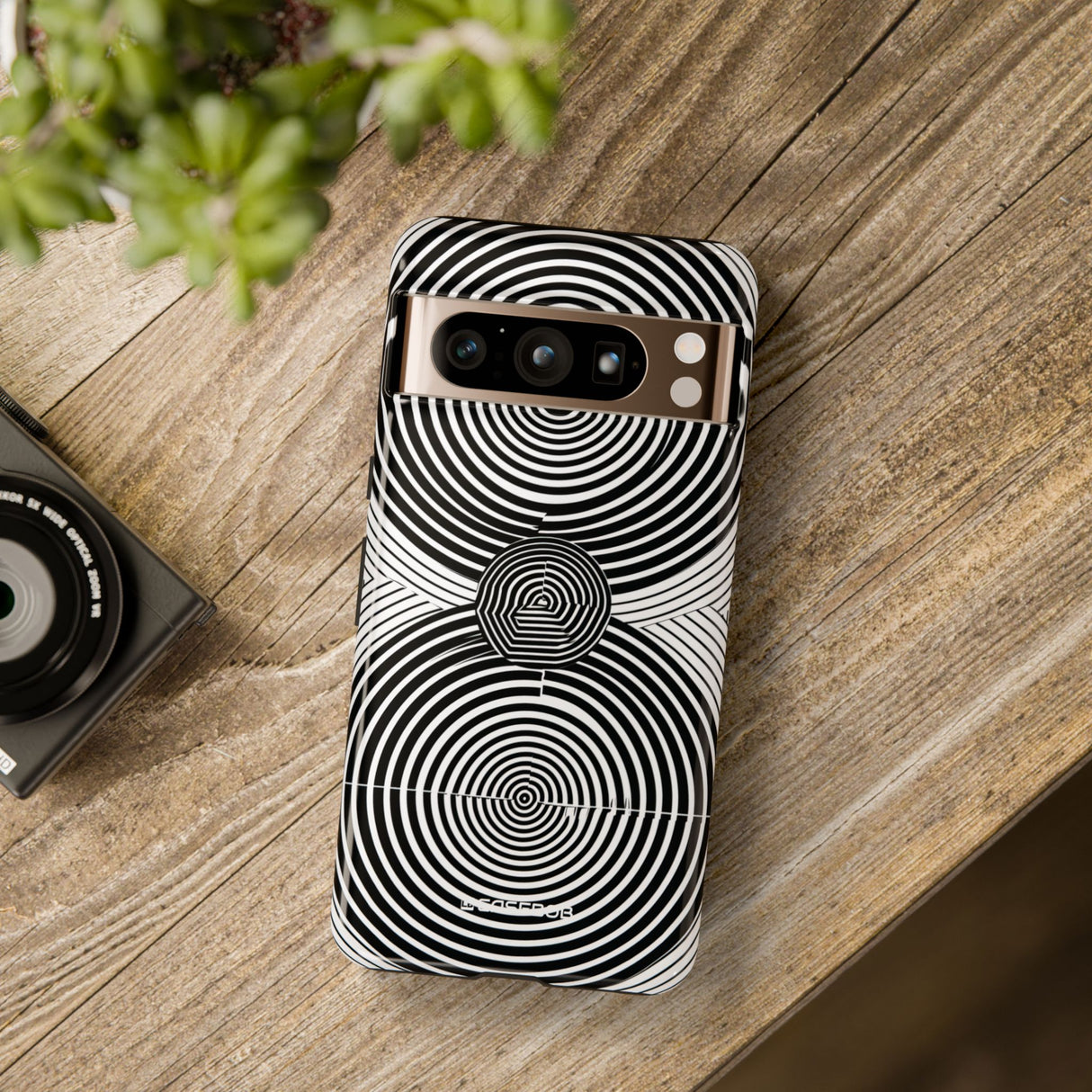 Dynamic Depth: Black and White Op-Art - for Google Pixel 8