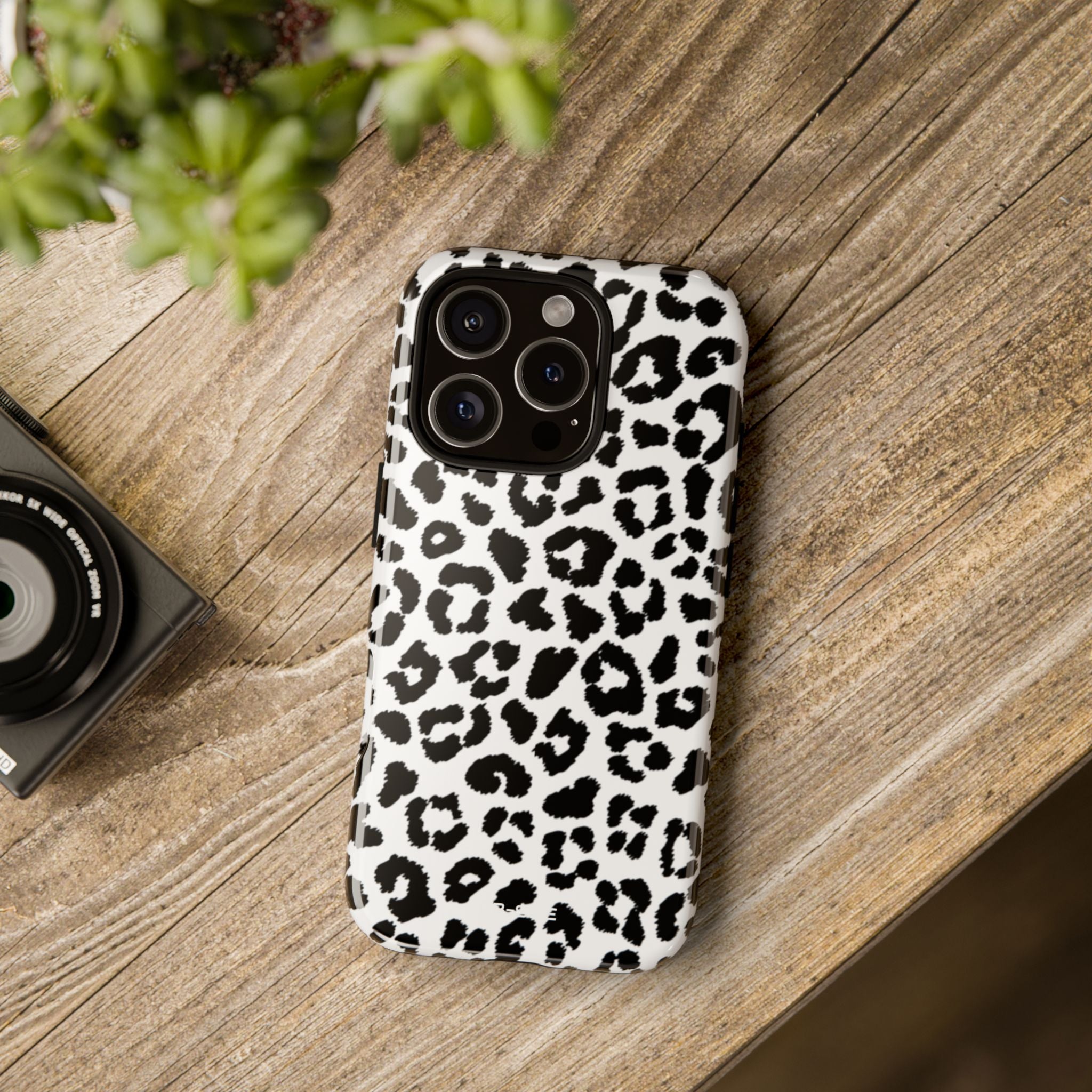 Monochrome Leopard Essence - iPhone Case