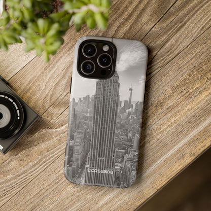 Grayscale Urban Elegance - for iPhone 16