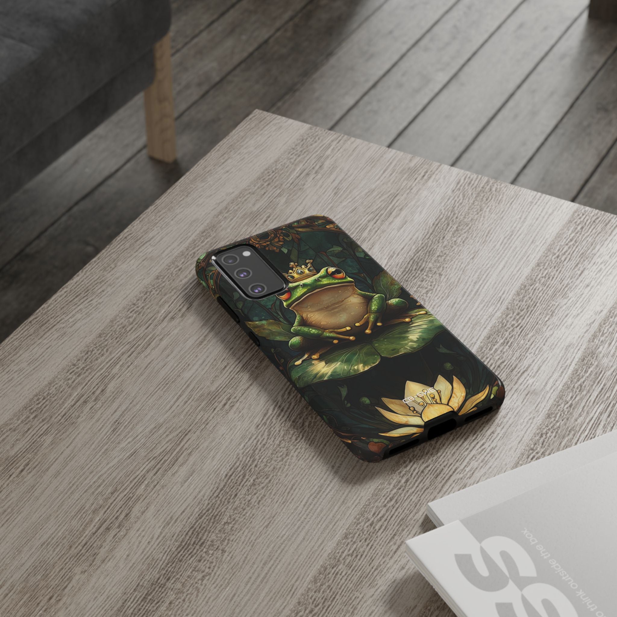 Crowned Frog Rests - Samsung Case
