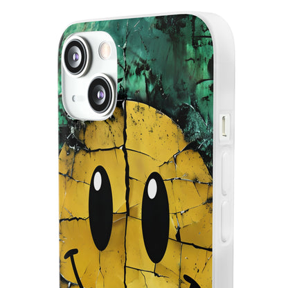 Cracked Smiley iPhone 13 - Soft