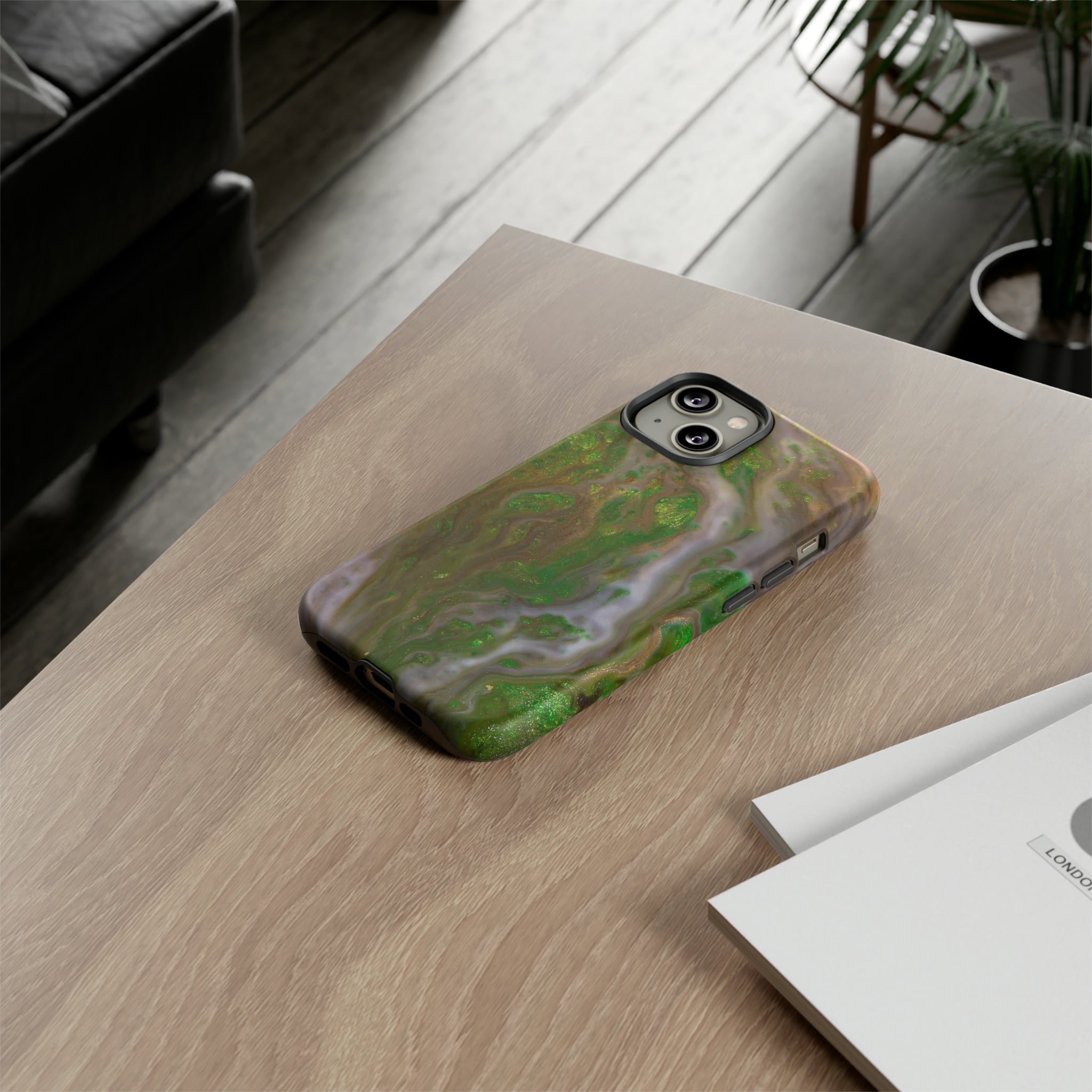 Smaragd Ink Art - Protective Phone Case