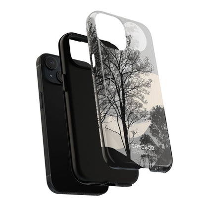 Foresta nella quiete lunare iPhone 15 - Tough+