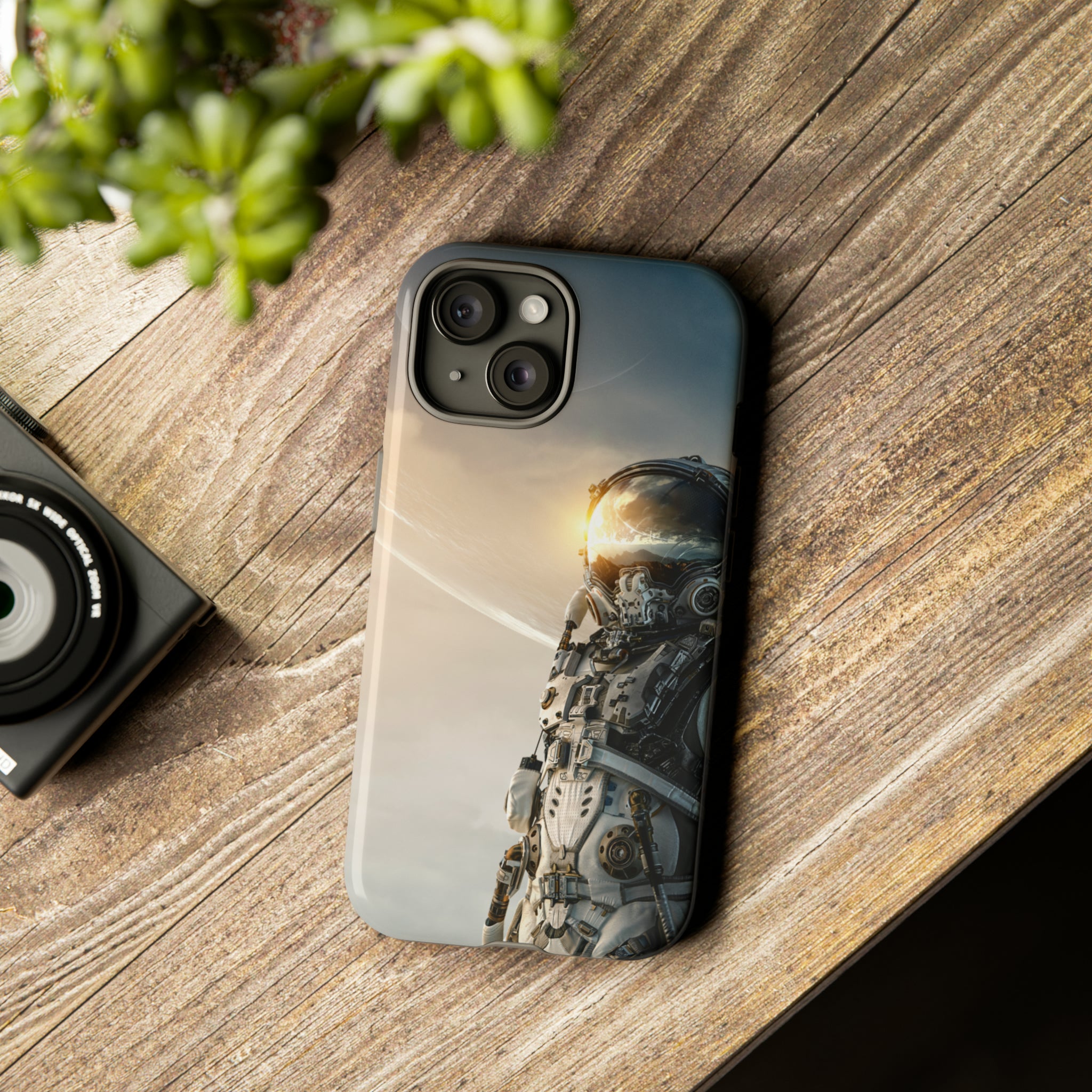 Astronaut on unexplored planet - Protective Phone Case