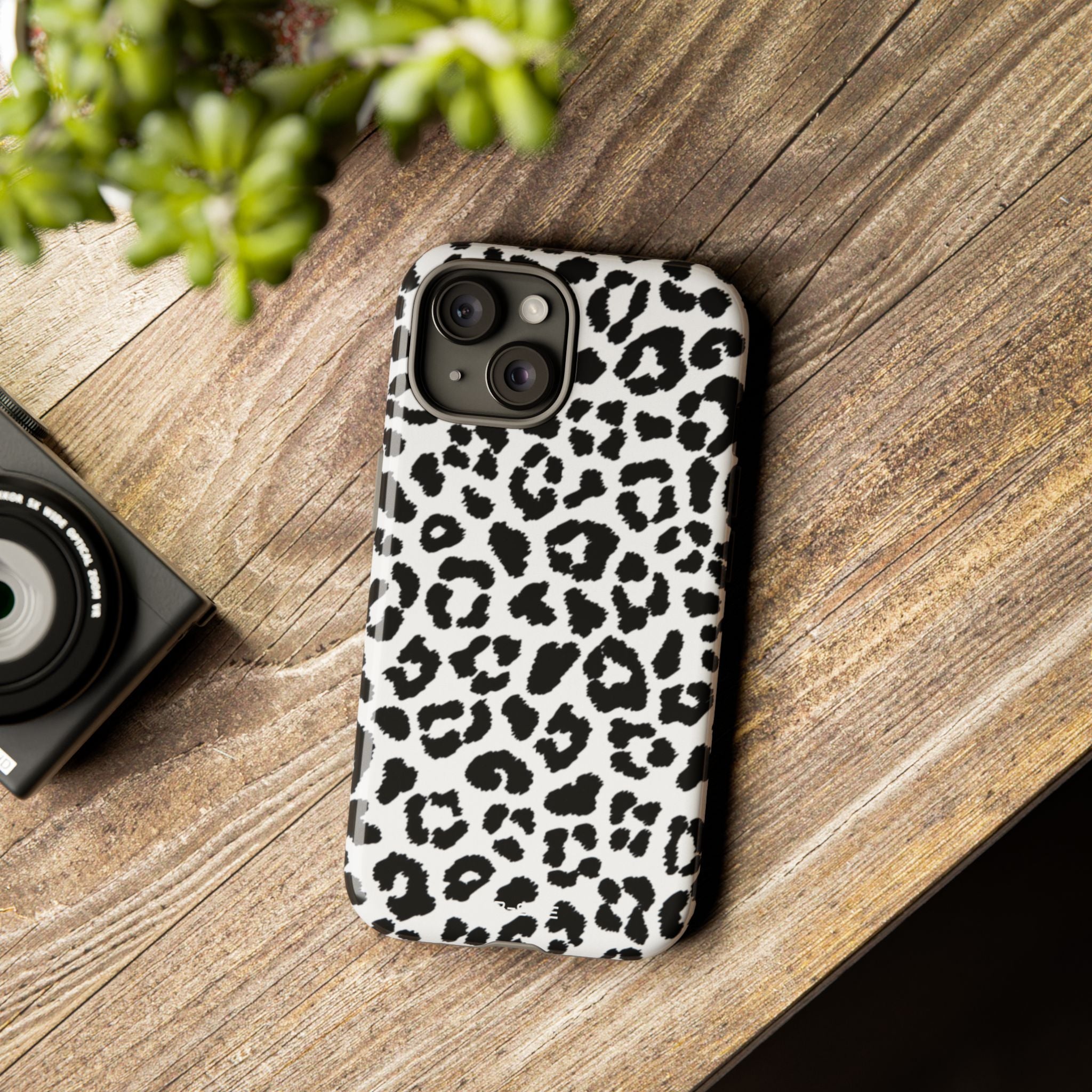 Monochrome Leopard Essence - iPhone Case